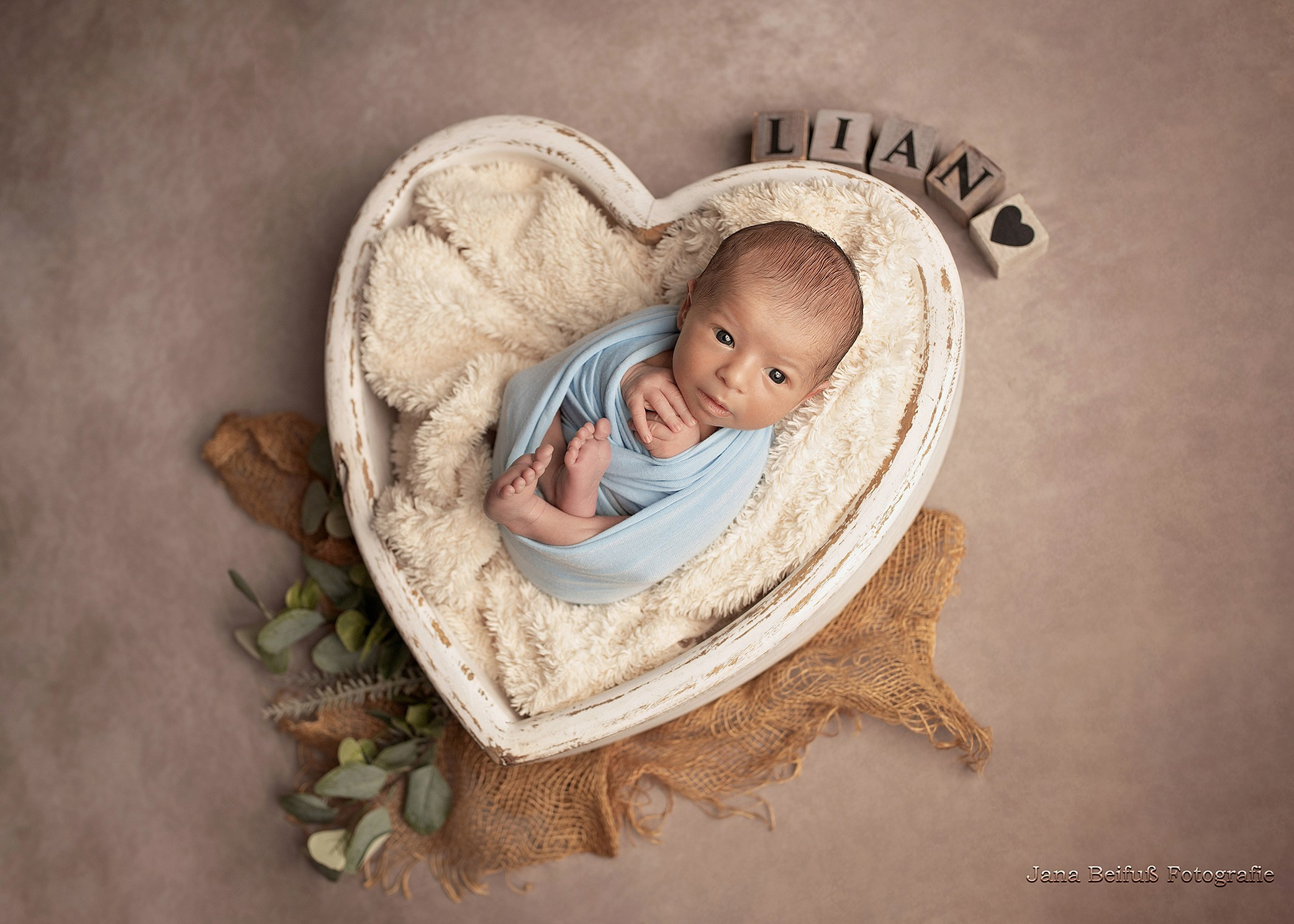 Neugeborenenshooting Weißenhorn, Neugeborenenshooting Ulm, Babyfotograf Ulm, Babyfotograf Senden, Babyfotograf Neu-Ulm, Jana Beifuß Fotografie, Familienfotos, Liebe, Geduld, Neugeborenenfotos Weißenhorn, Pfaffenhofen a. d. Roth, Gaumenspalte, Gaumenlippenspalte, Babyfotograf Vöhringen, Babyfotograf Weißenhorn, Babyfotograf Ehingen an der Donau