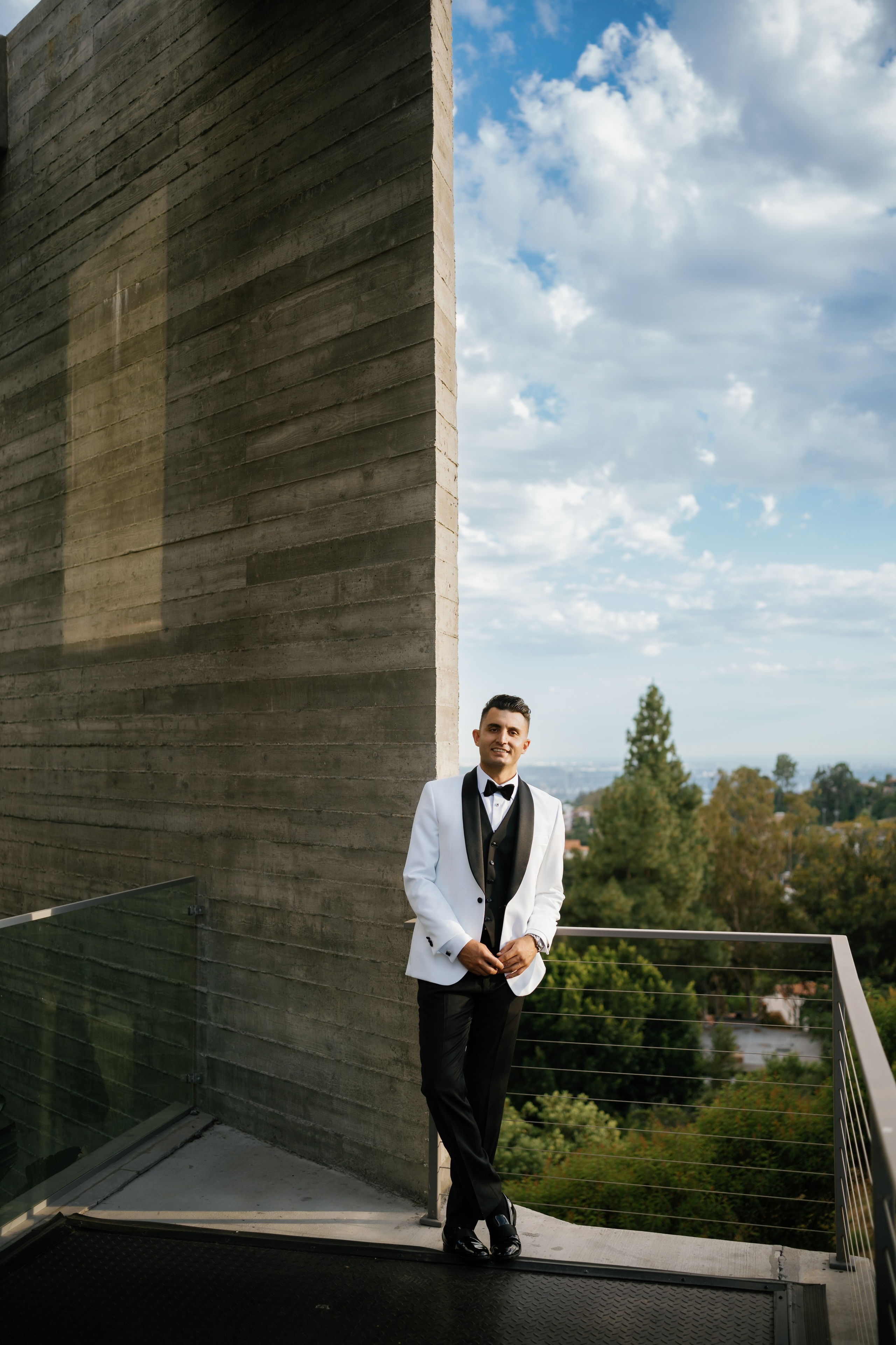 Wedding at the Hollywood Sign Venue, Los Angeles, California. Wedding Photography & Videography Team in California, Los Angeles, San Francisco, San Diego and Travel