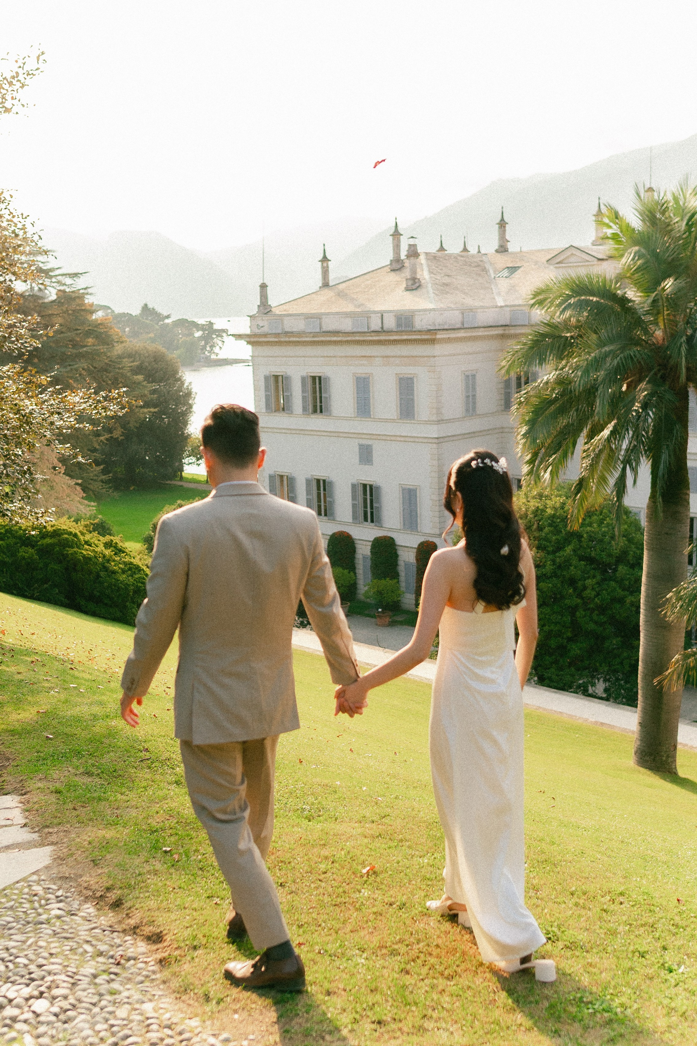 Elopement on Lake Como — Intimate Wedding Photography by Anna Linnik. Photographer in Italy Anna Linnik