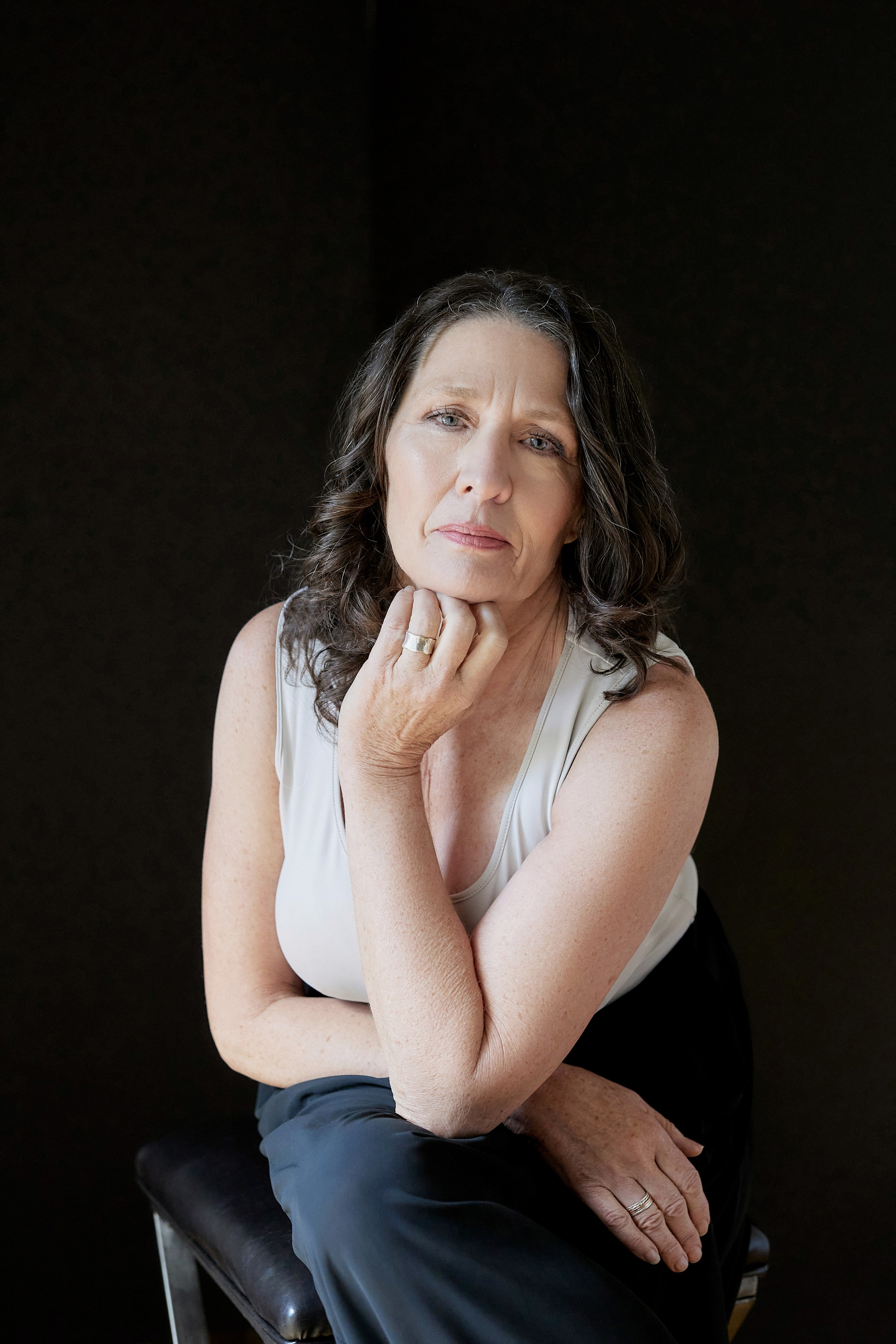 New Tecumseth Headshot Photographer. Portrait and Personal Brand Photographer in Simcoe County, Ontario, Bobbi-jo Stuart