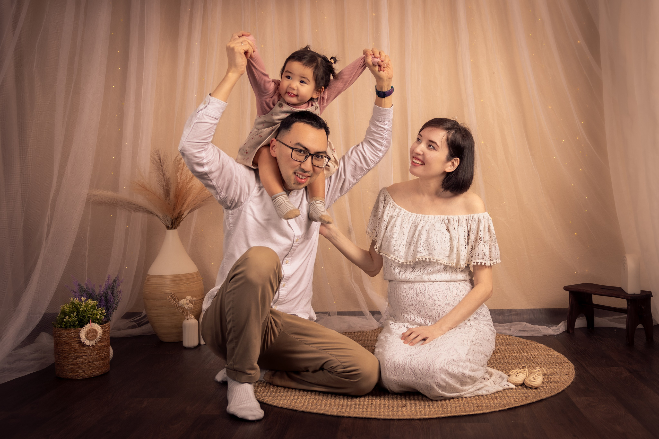 Family Photoshoot in Dresden – Natural & Warm Moments