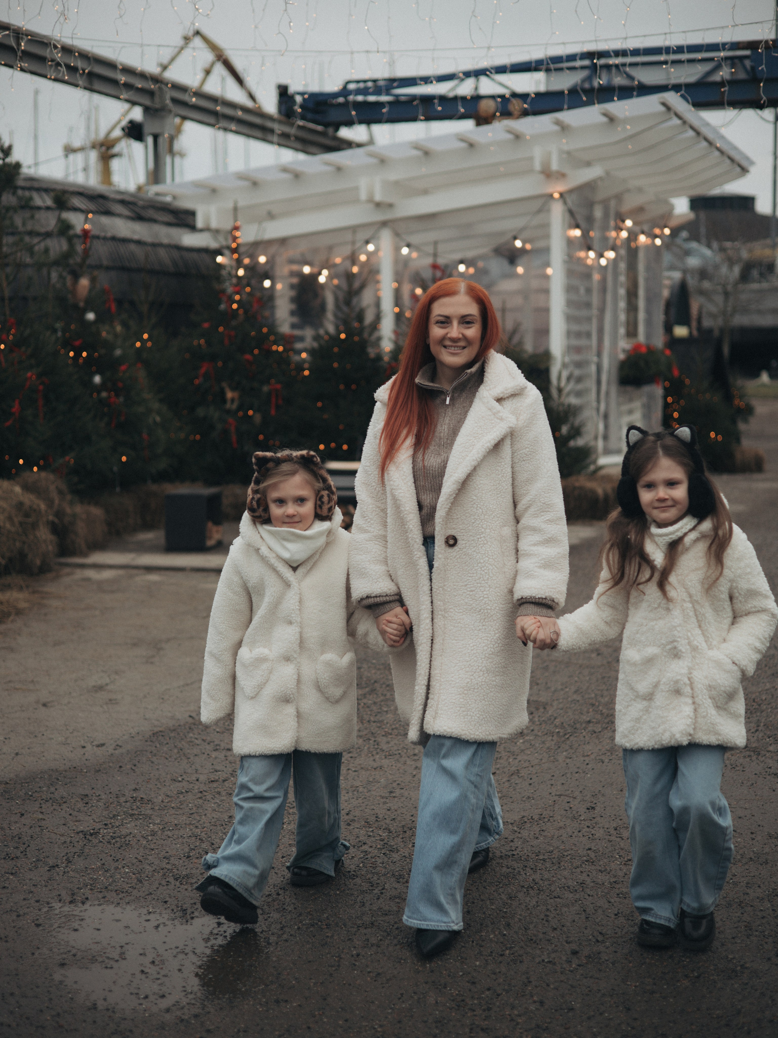 Юля с дочками. Семейный фотограф в Таллинне Дарья Кивимейстер