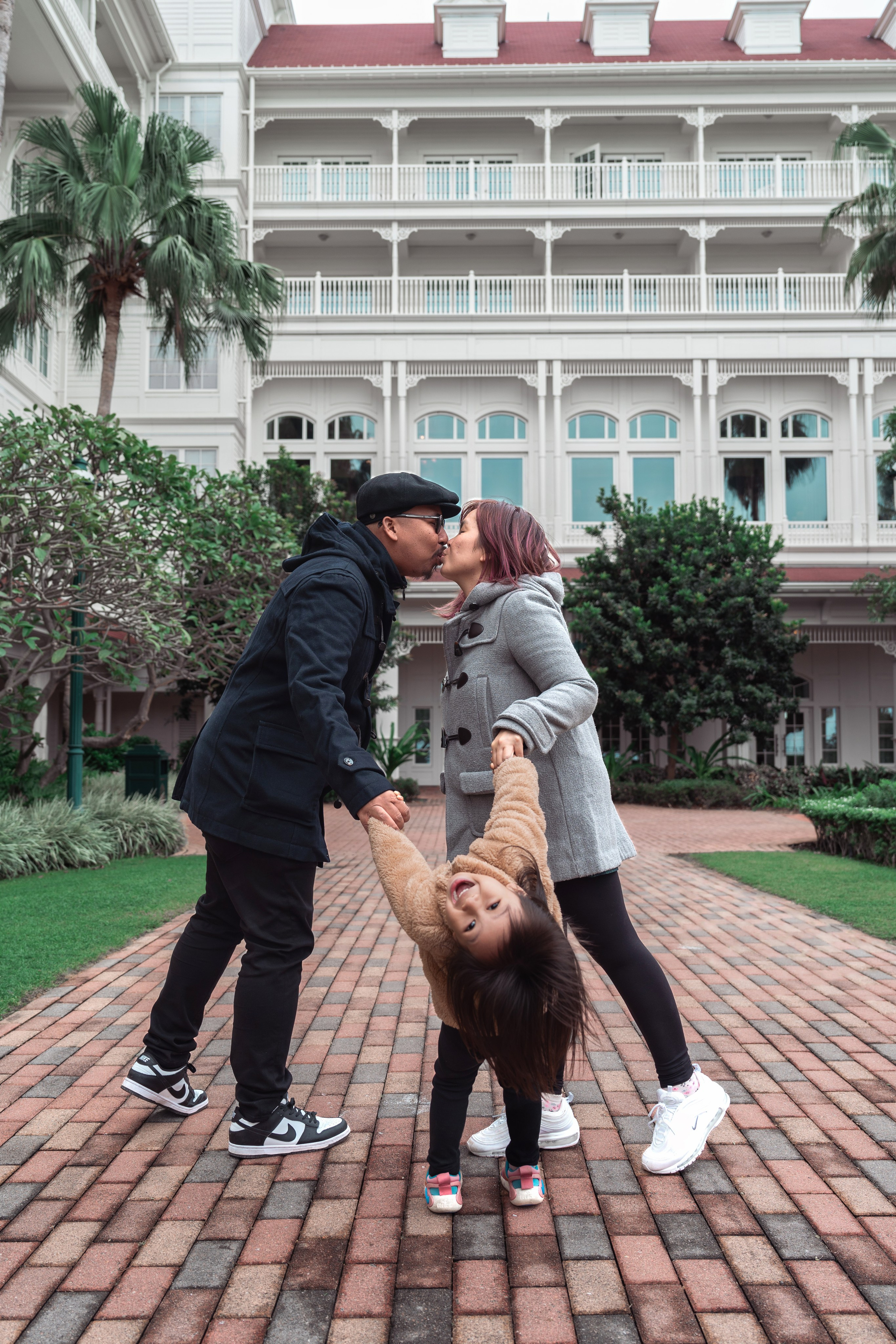 IVONY & BAYU | DISNEYLAND HOTEL. PHOTOGRAPHER IN HONG KONG (WEDDING, FASHION, FAMILY, EVENTS)