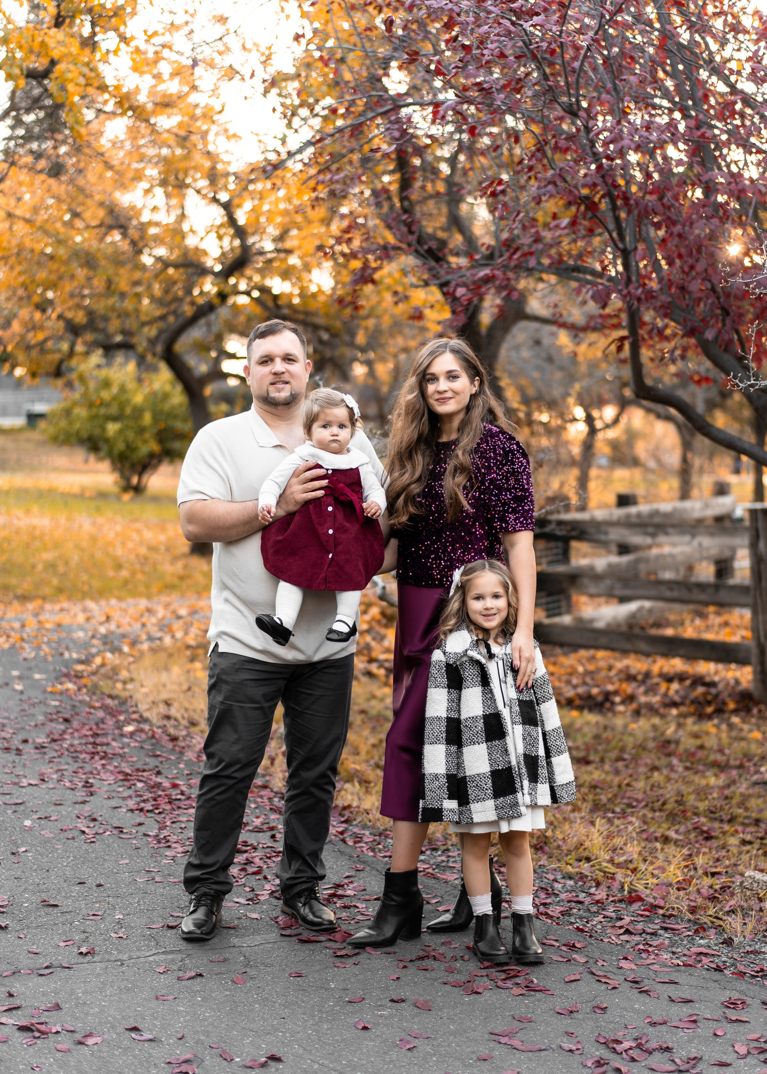 Klyushin family. Family photographer in Sacramento | Sofia Pavenko