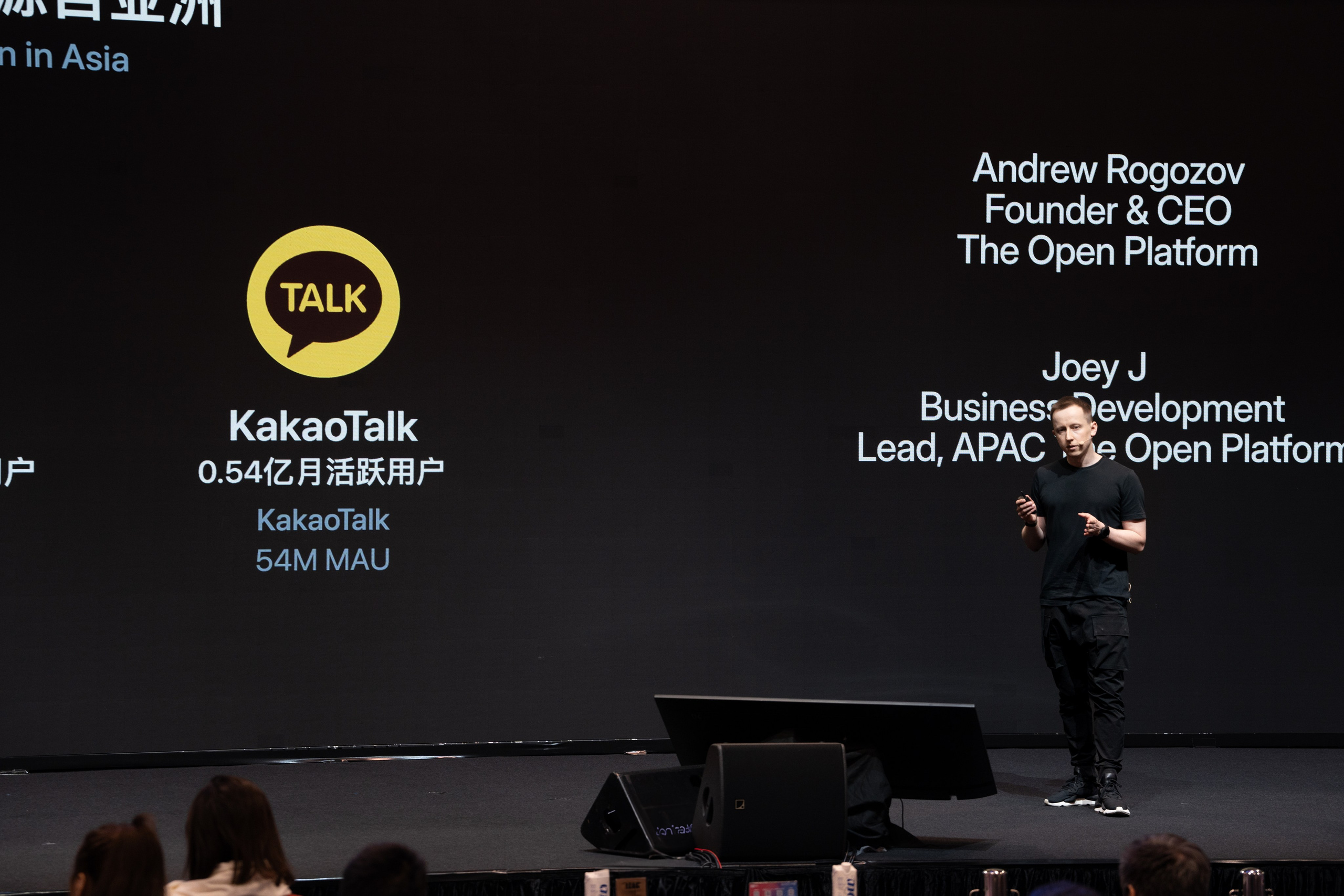 TON. PHOTOGRAPHER IN HONG KONG (WEDDING, FASHION, FAMILY, EVENTS)