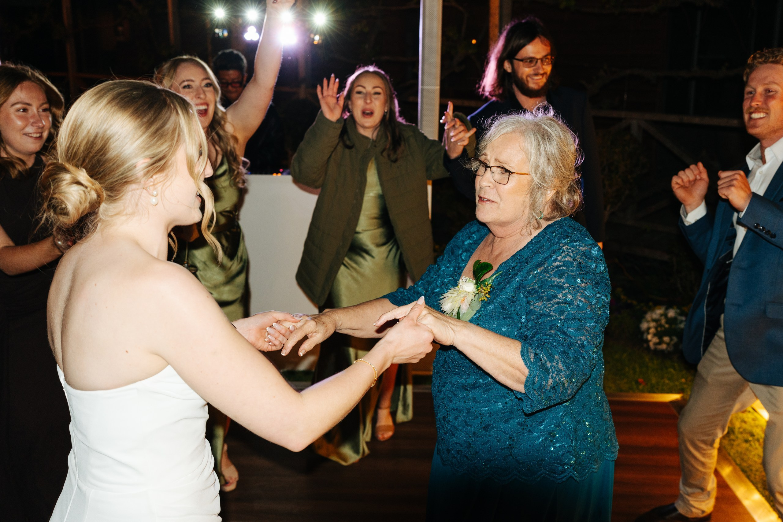 Beth & Mitch — Riverbank Estate. Emma Joy Photography