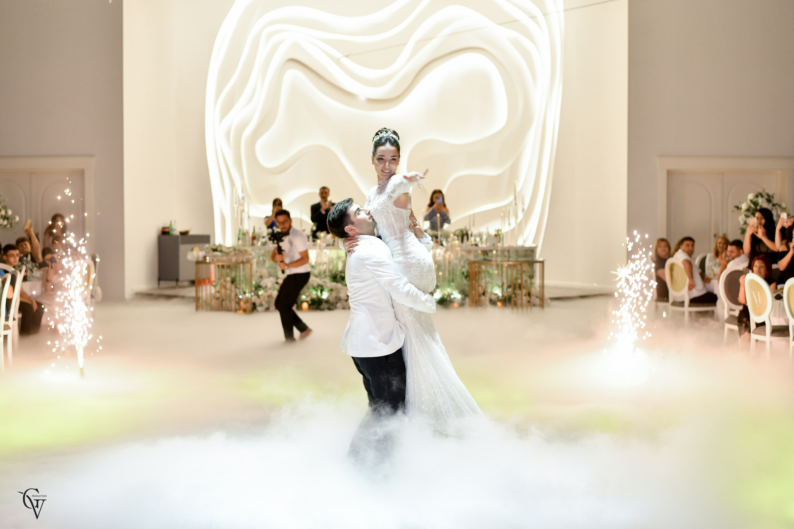 Armen & Milen. Wedding photos and video shooting in Armenia and all over the world!!! Photographer in Yerevan