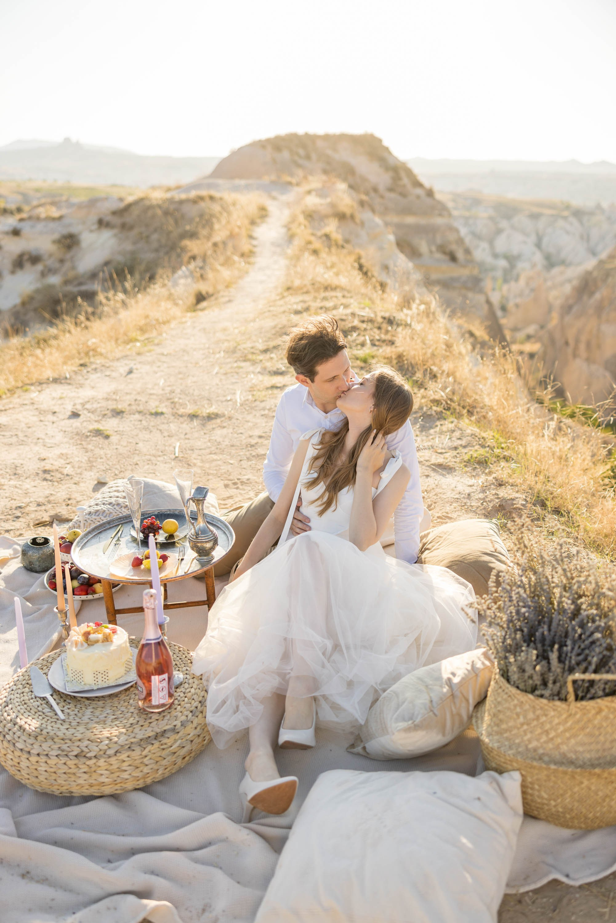 Wedding photo shoot in cappadocia. Julia Ganch I Fashion Wedding Photography I Cappadocia Turkey