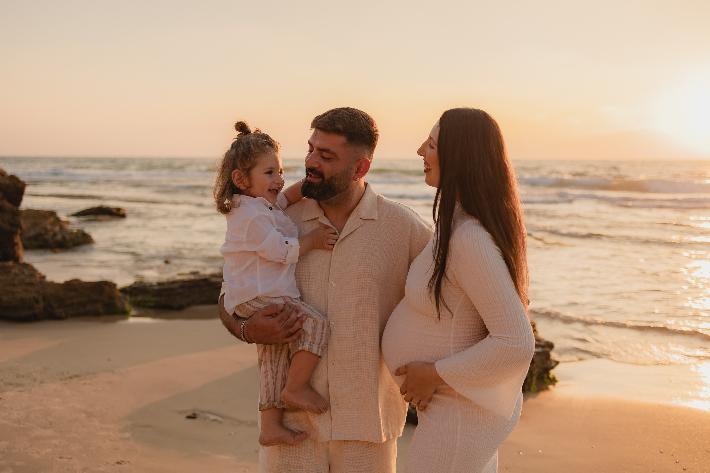 הריון & משפחה בחוף ים. דף בית