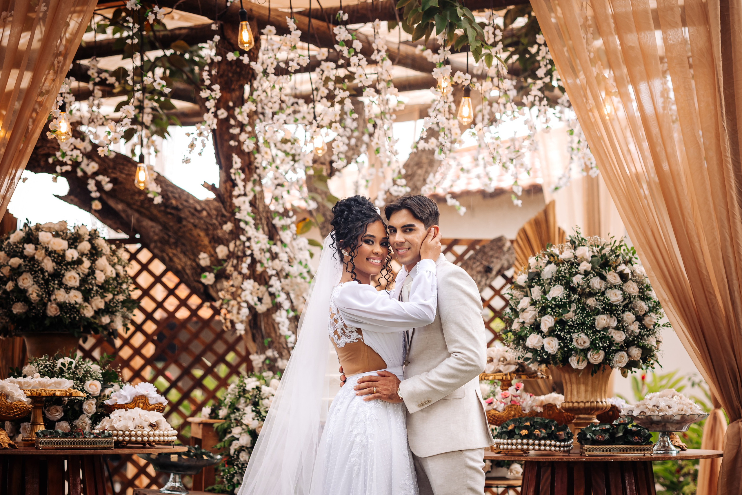 Kênia e Gabriel. Fotografia de casamento e ensaios | Montes Claros/MG