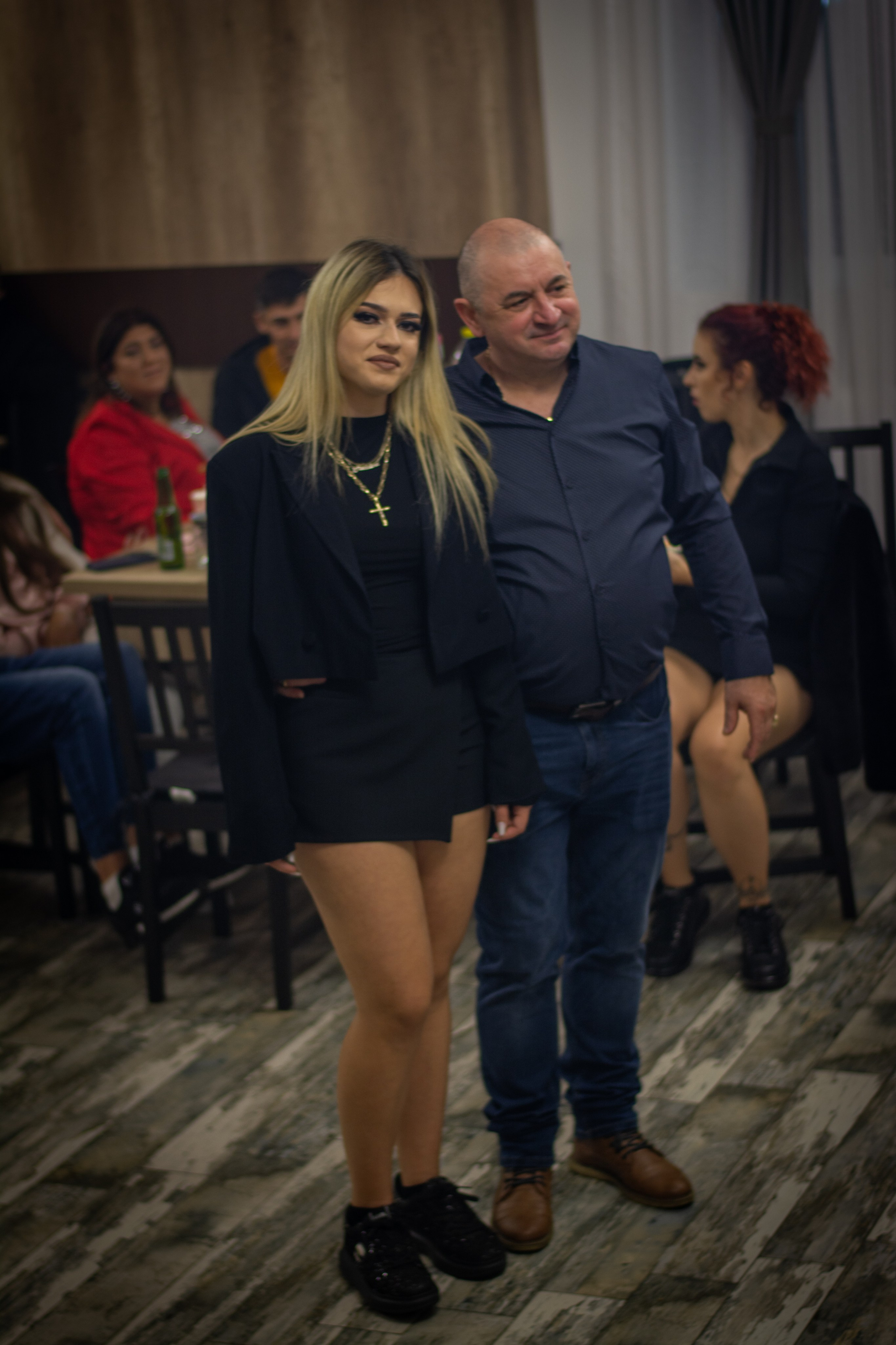 Majorat Madalina. Johnnyshoots