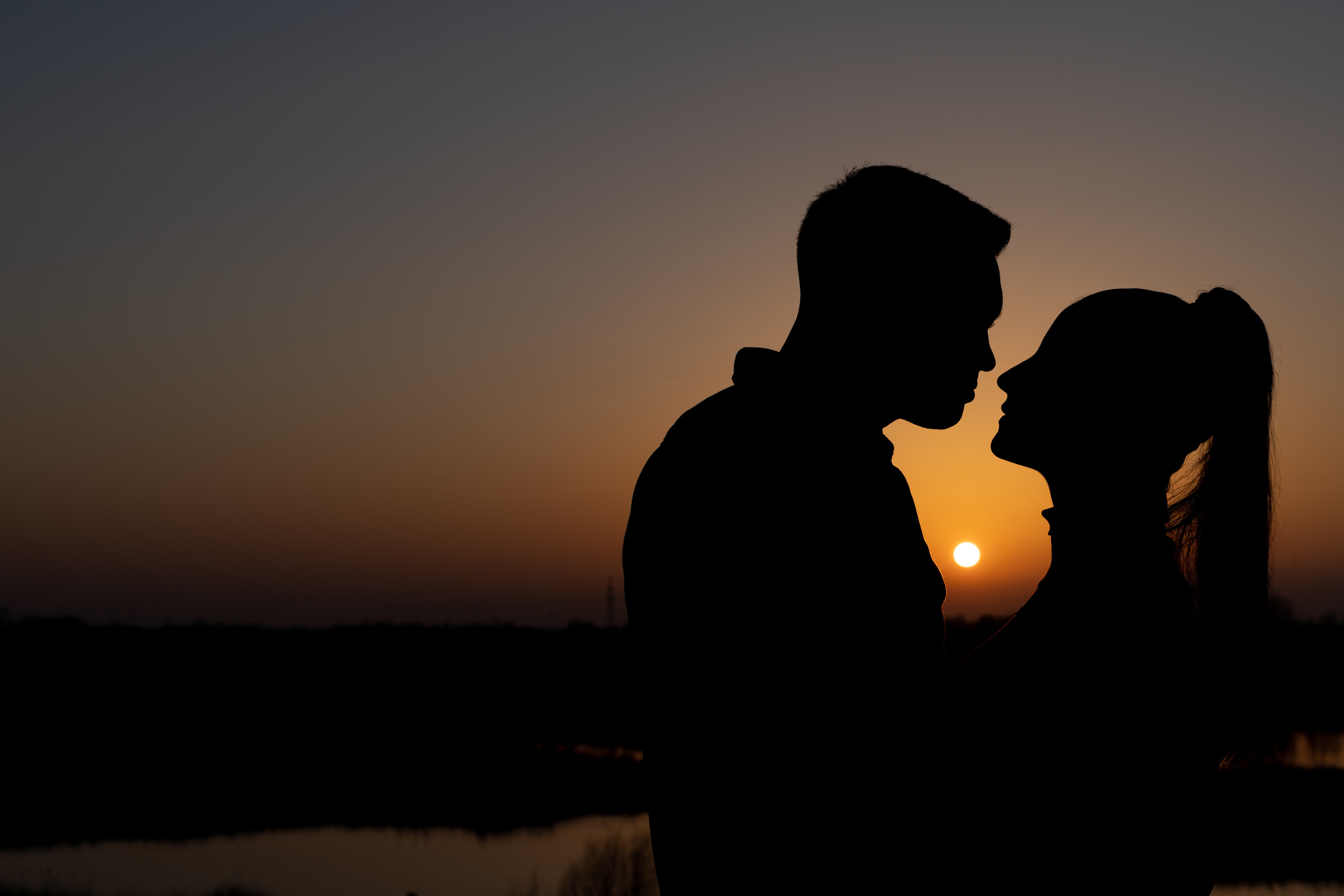 Pärchenshooting - Sonnenuntergang. Thorben Ihler - Dein Fotograf aus Emden