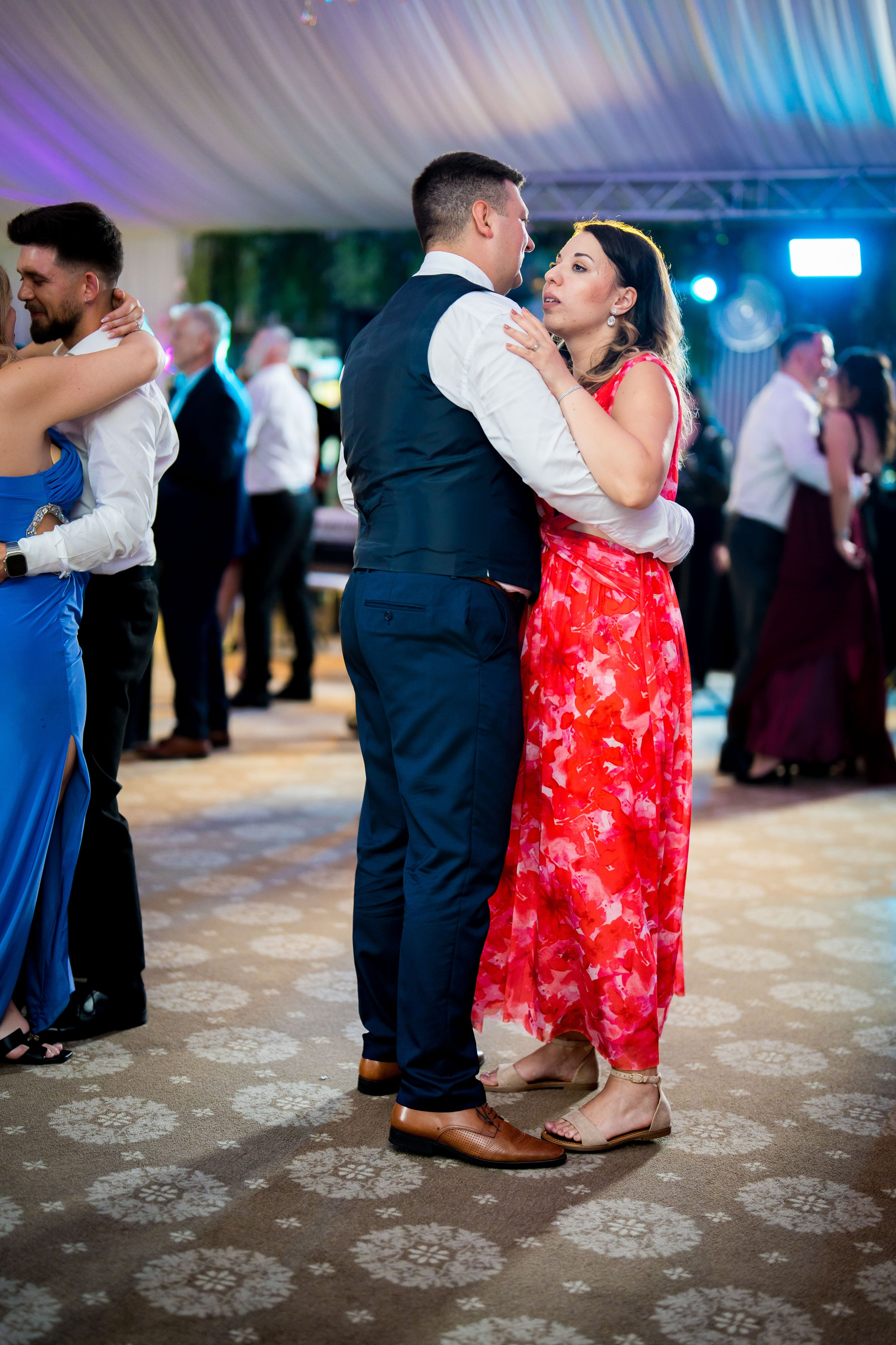 PARTY. Gabriel Florea — Fotograf nuntă București