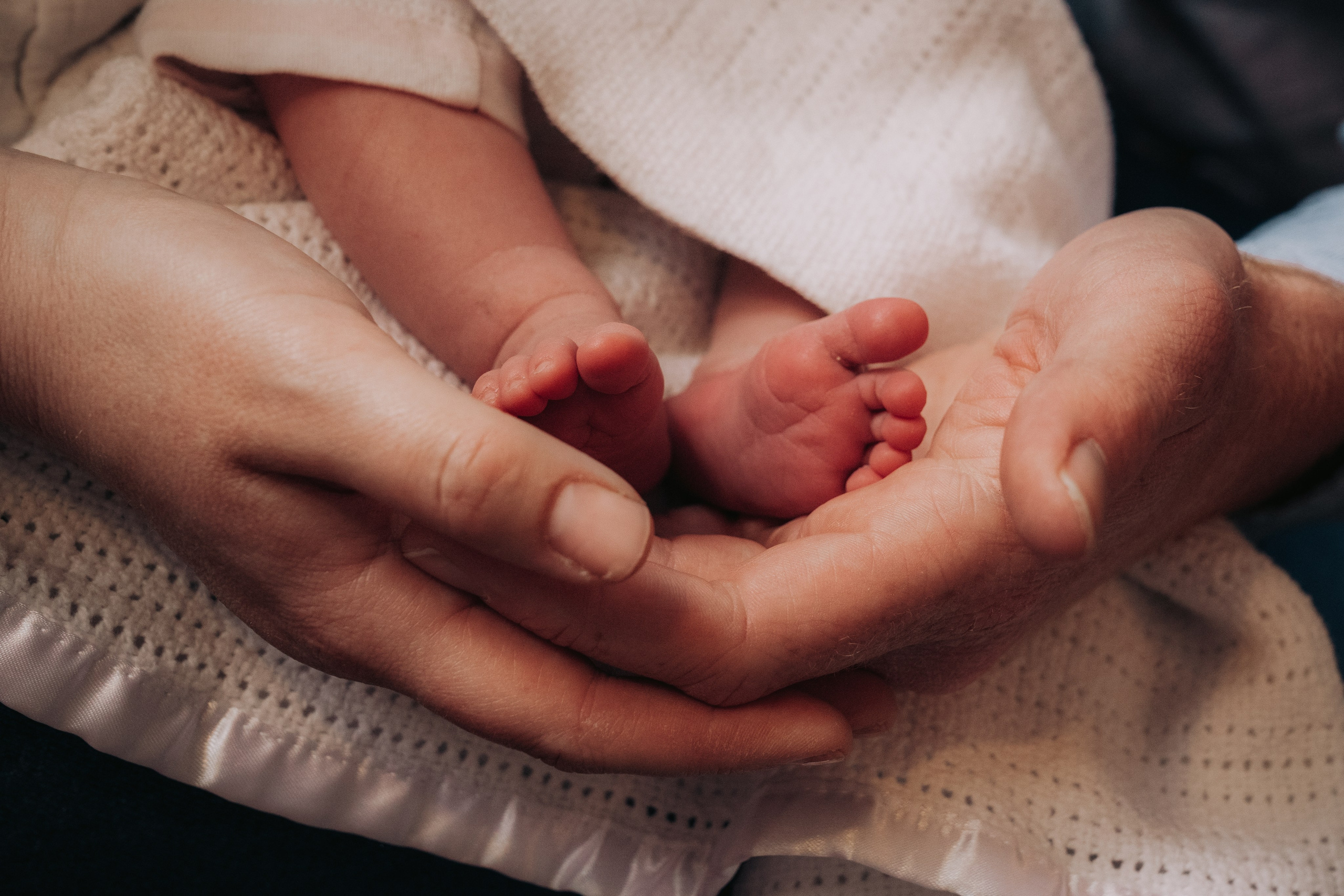 Newborn photographer in Newcastle Upon Tyne and Northumberland.