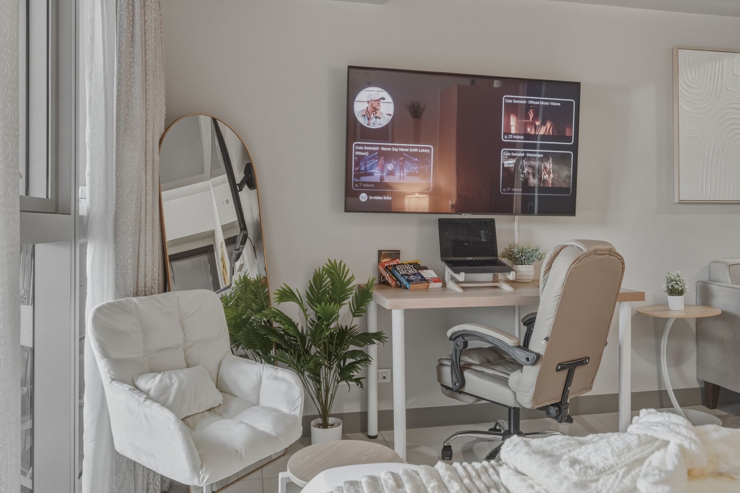 Uptown Parksuites // BGC. Interior & Architectural Photographer Philippines | Argen Carlo Camaclang
