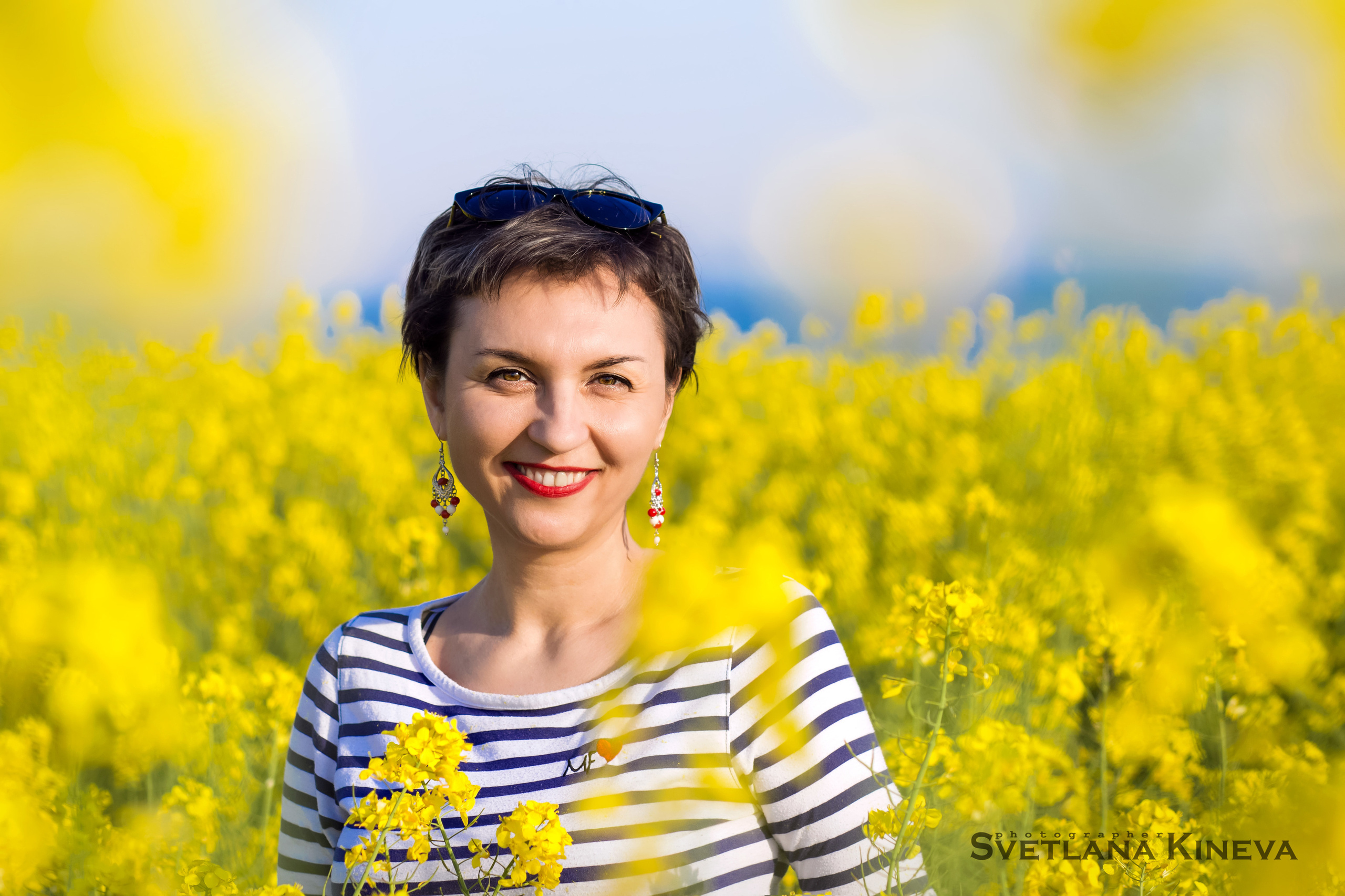 Фотосесия в лавандула,. Фотограф Бургас. Фотосесии в студио и на открито, портрети, заснемане
