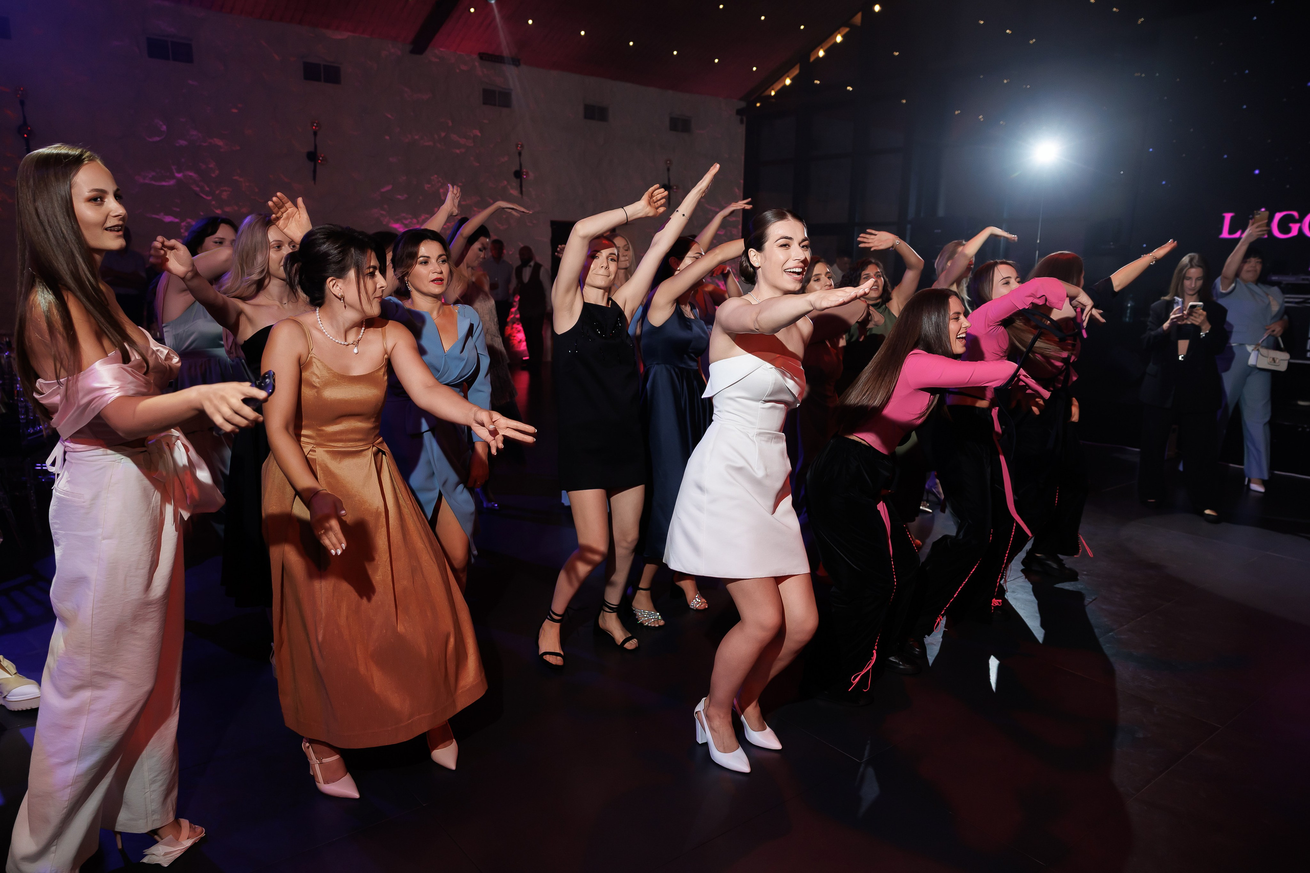 Gabriel & Evelina — Lago — Wedding Day. Servicii Foto și Video 067188353