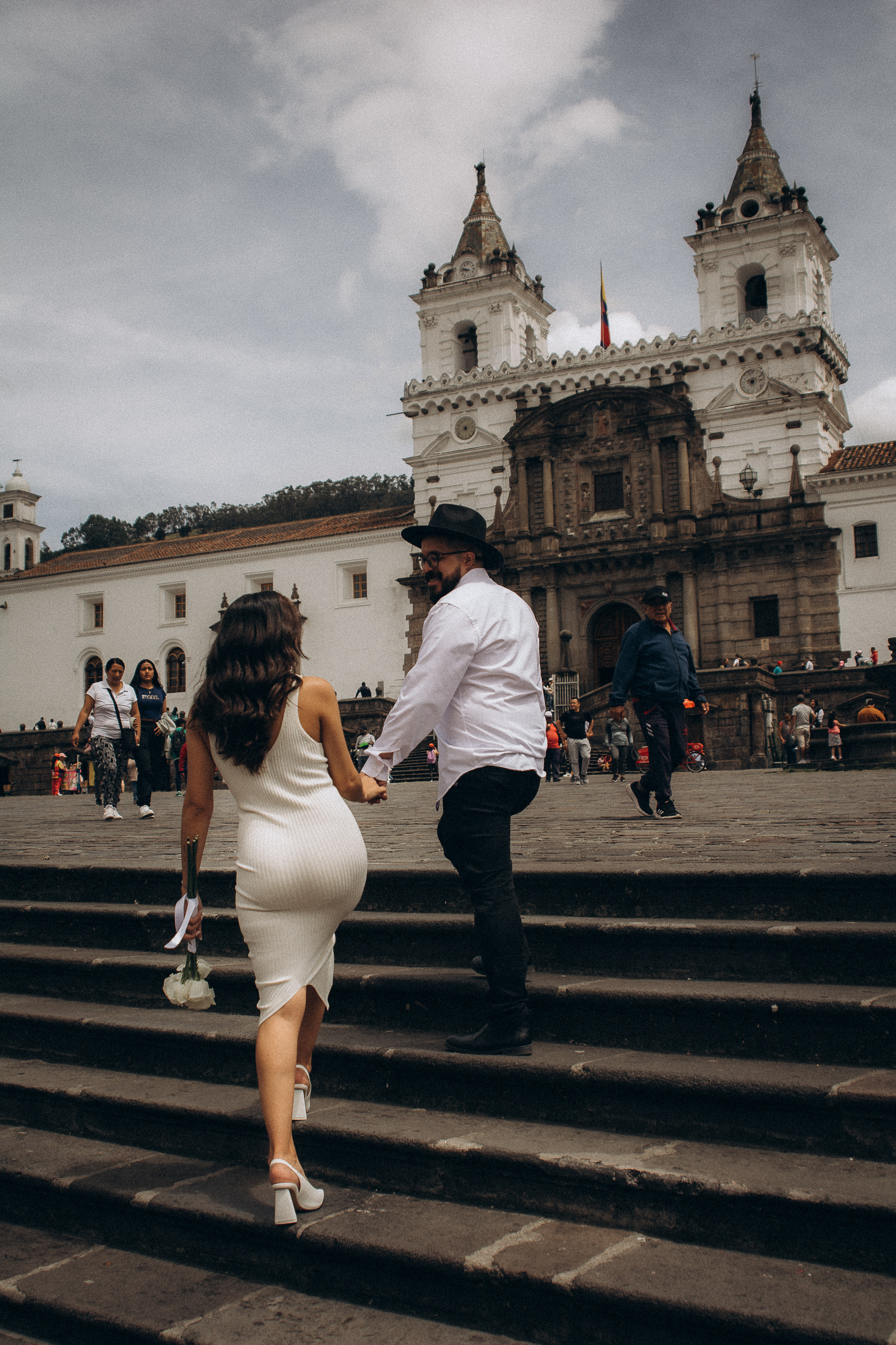 Sesión de fotos pre boda. Fotografo de familia en Quito Anastasia Eliseeva