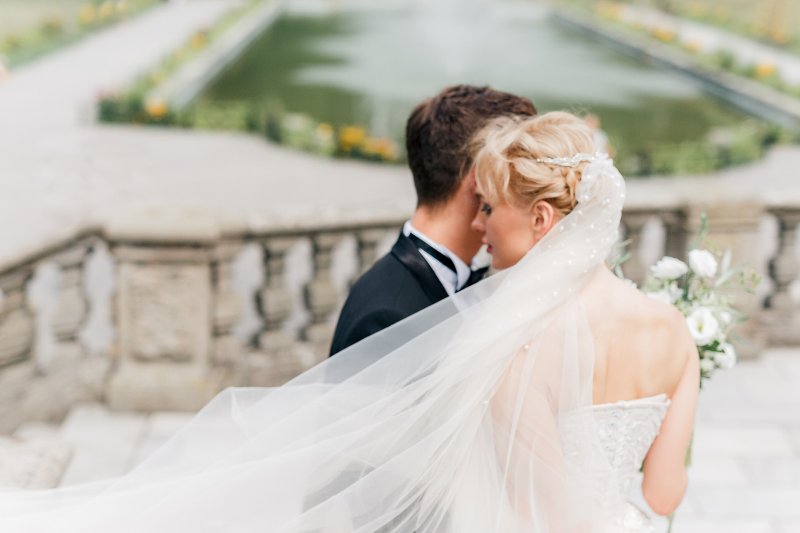 Kasia&Mateusz, Można Zamek. Photograph Katarina