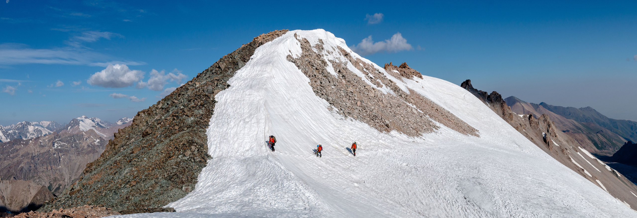 Expeditions. Vitalii Krepak — Gonzo Fotografie