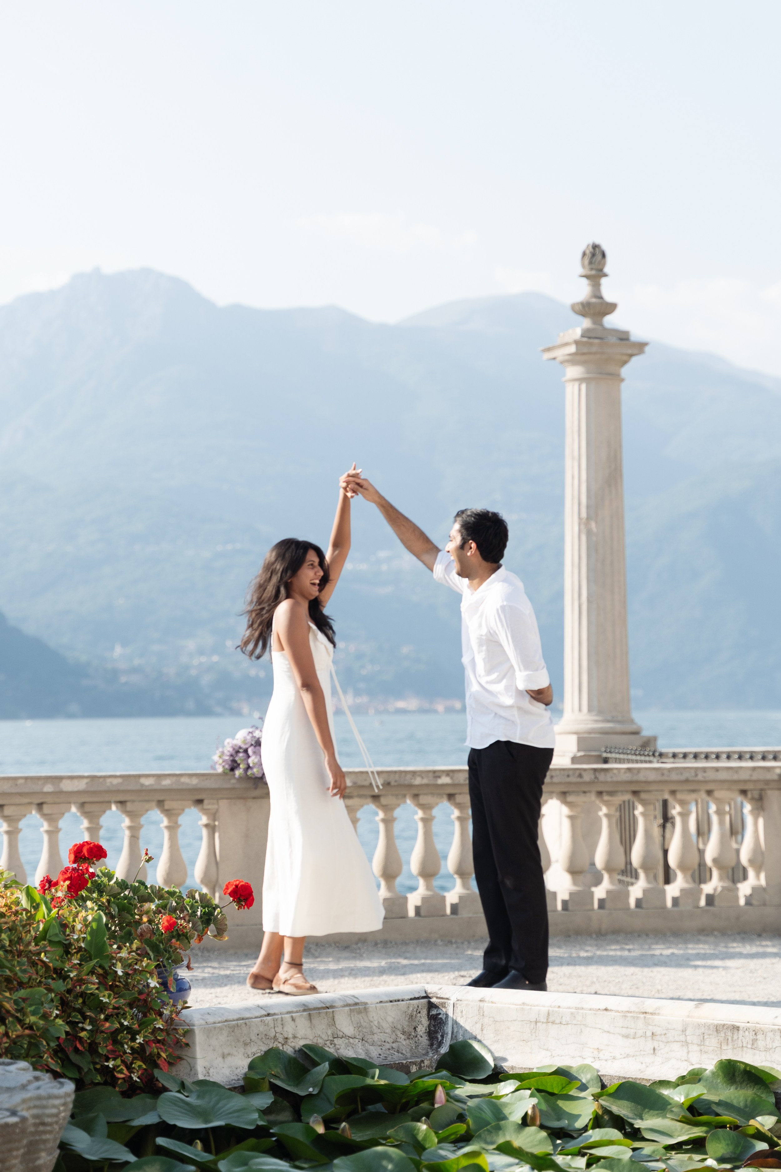 Secret Proposal at Villa Melzi, Lake Como. Lake Como Proposal Photographer | Surprise Proposals & Engagements