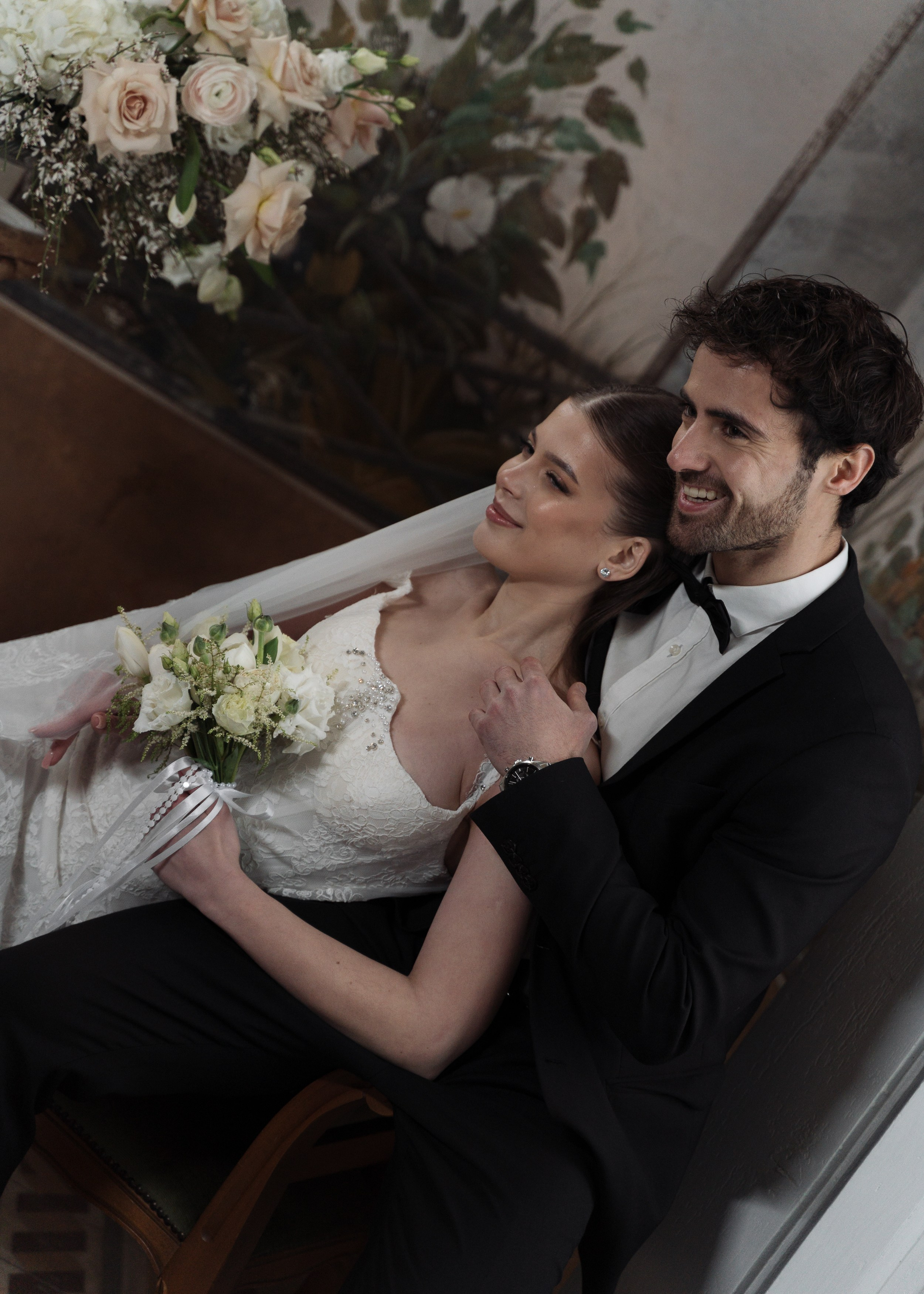 Intimate wedding in Milan. Proposal Photographer in Lake Como