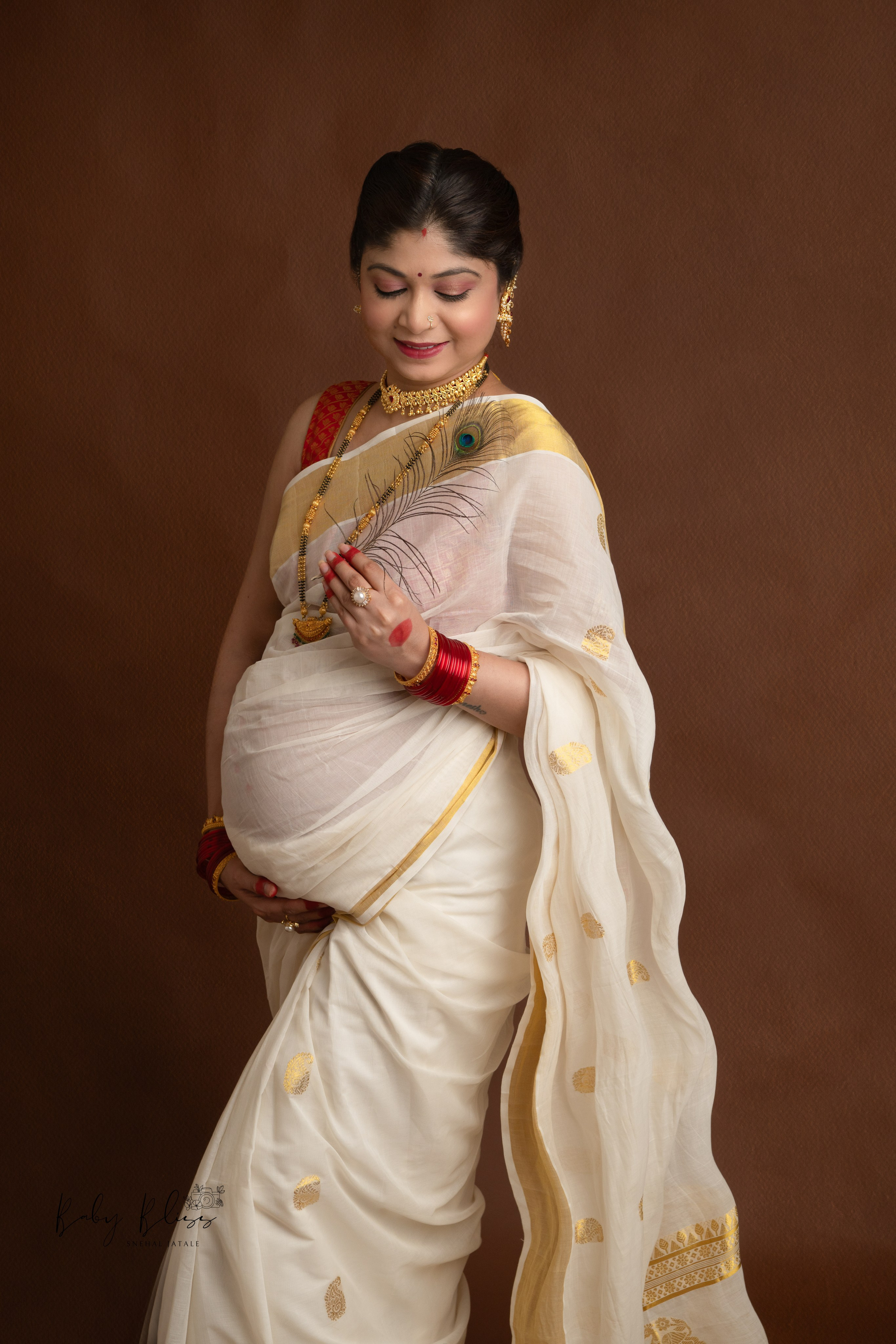 Maternity photoshoot in Doha, Qatar. pregnancy photo-session in Doha, Qatar. Newborn photo session in Doha Qatar, baby, sitter, cake smash, pre-birthday, maternity, family photographer in Doha, Qatar