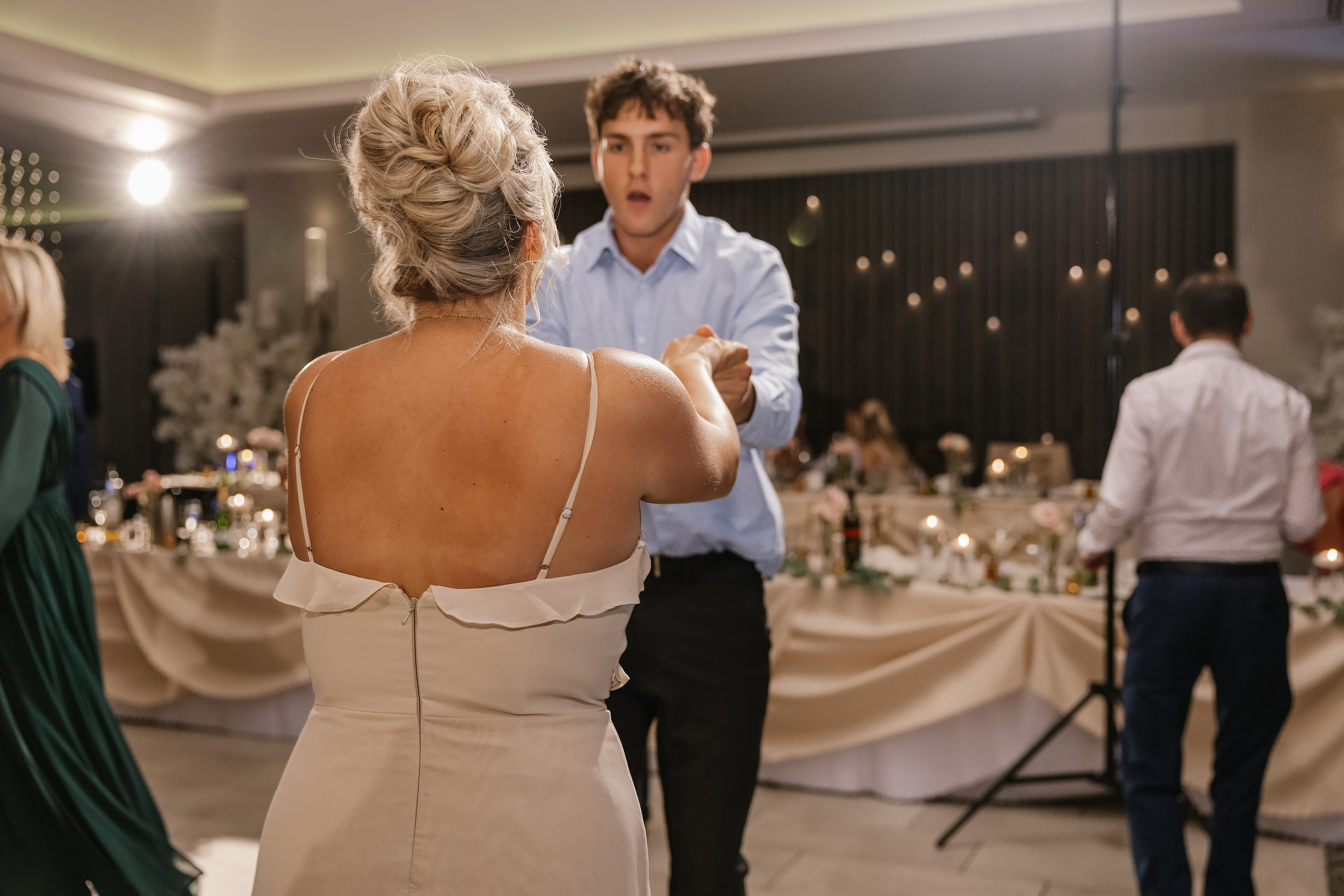 09.06.2025 Wedding. Wedding family event photographer in Chicago Nick Yushevich