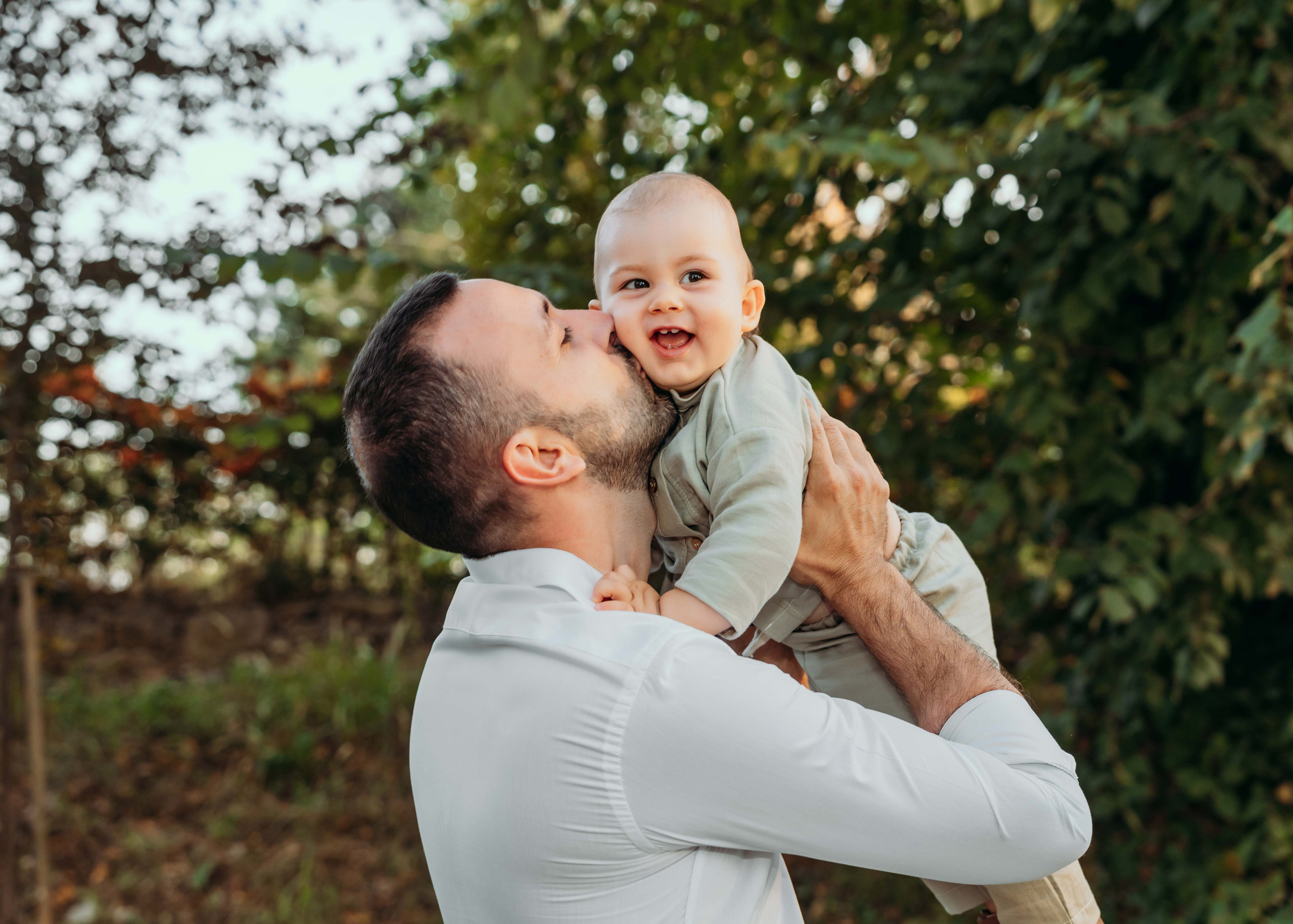 FOTOGRAFISANJE U PRIRODI. DEČIJI FOTOGRAF BEOGRAD|NOVOGODISNJE FOTOGRAFISANJE|CAKE SMASH