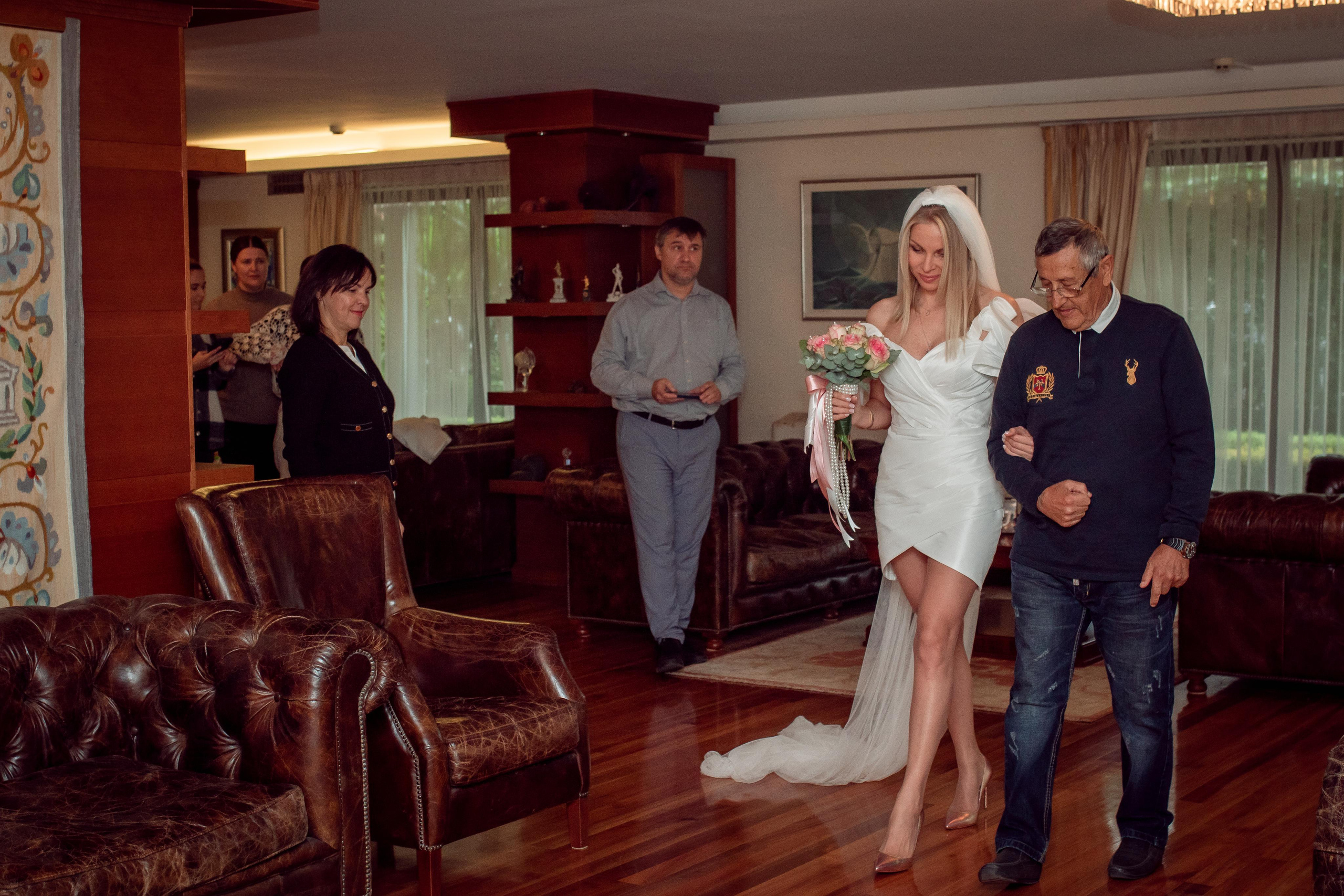 Documentary Wedding Ceremony. Family Photographer in Greece