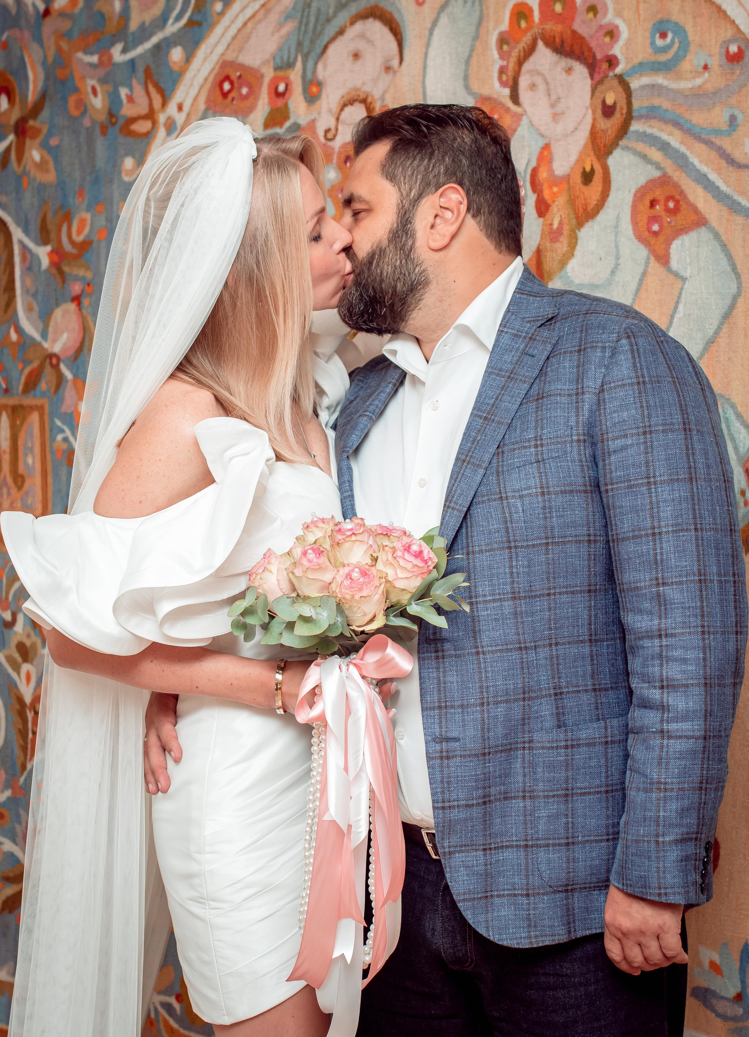Documentary Wedding Ceremony. Family Photographer in Greece