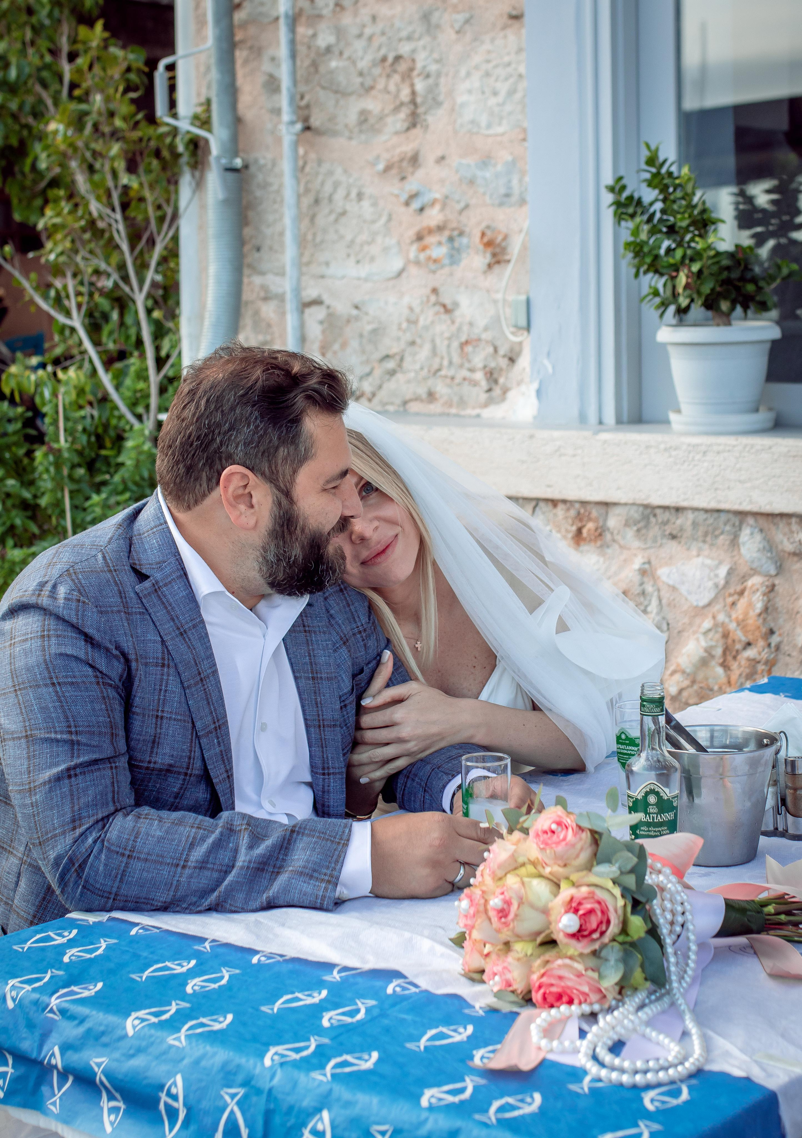 Documentary Wedding Ceremony. Family Photographer in Greece