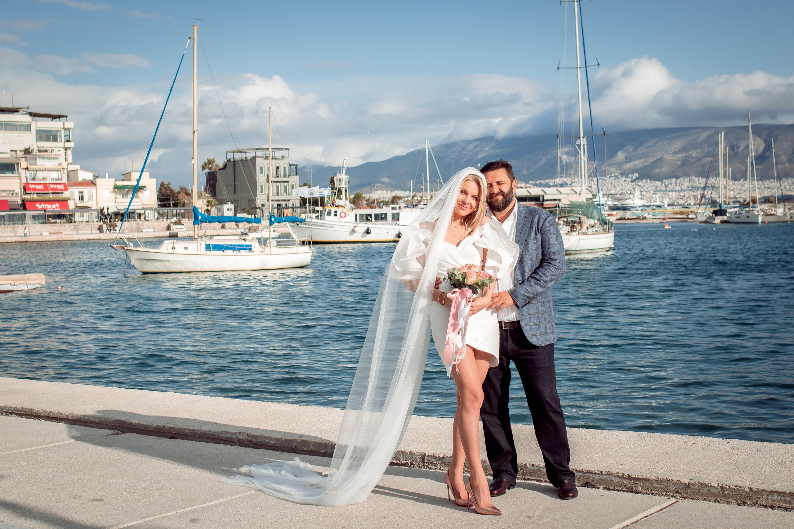 Documentary Wedding Ceremony. Family Photographer in Greece