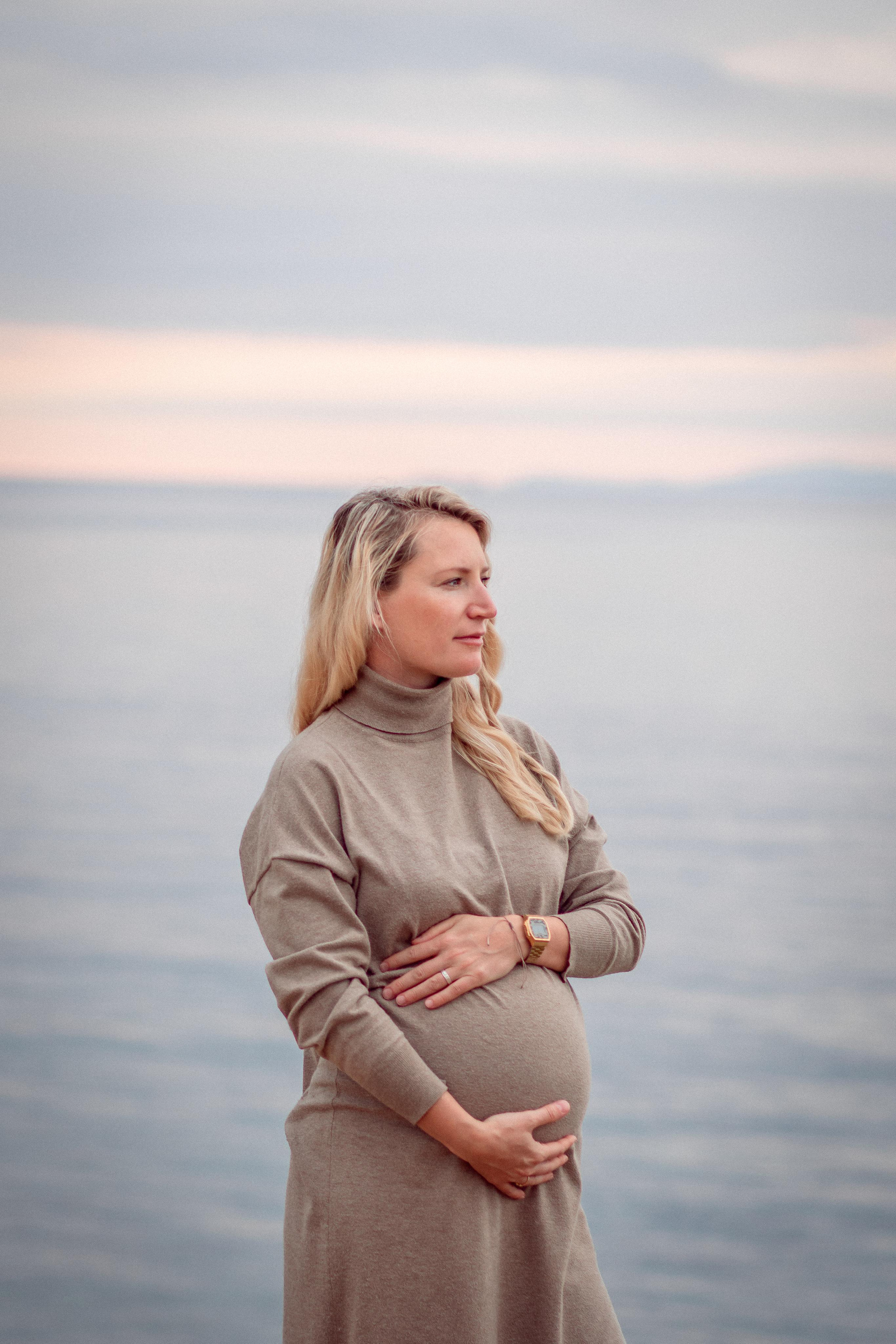 Anna’s Maternity Session. Family Photographer in Greece