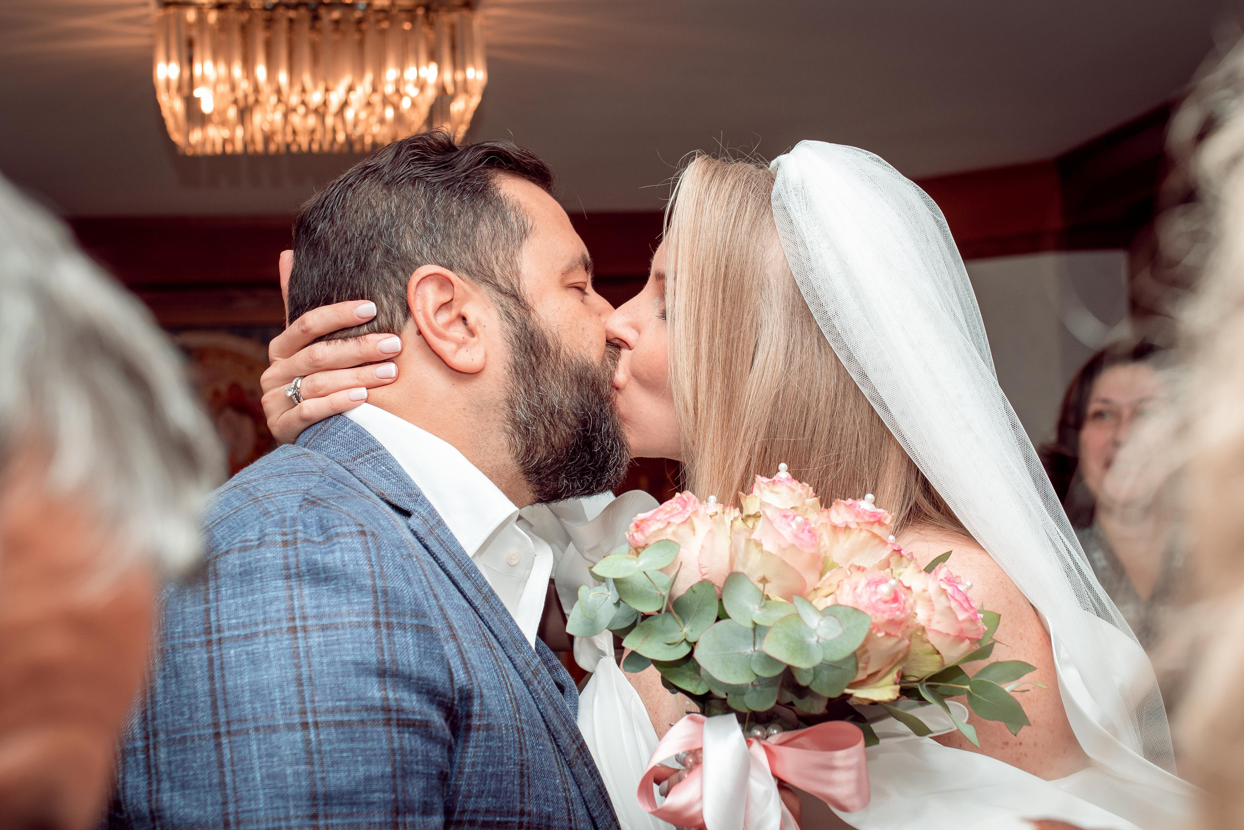Documentary Wedding Ceremony. Family Photographer in Greece