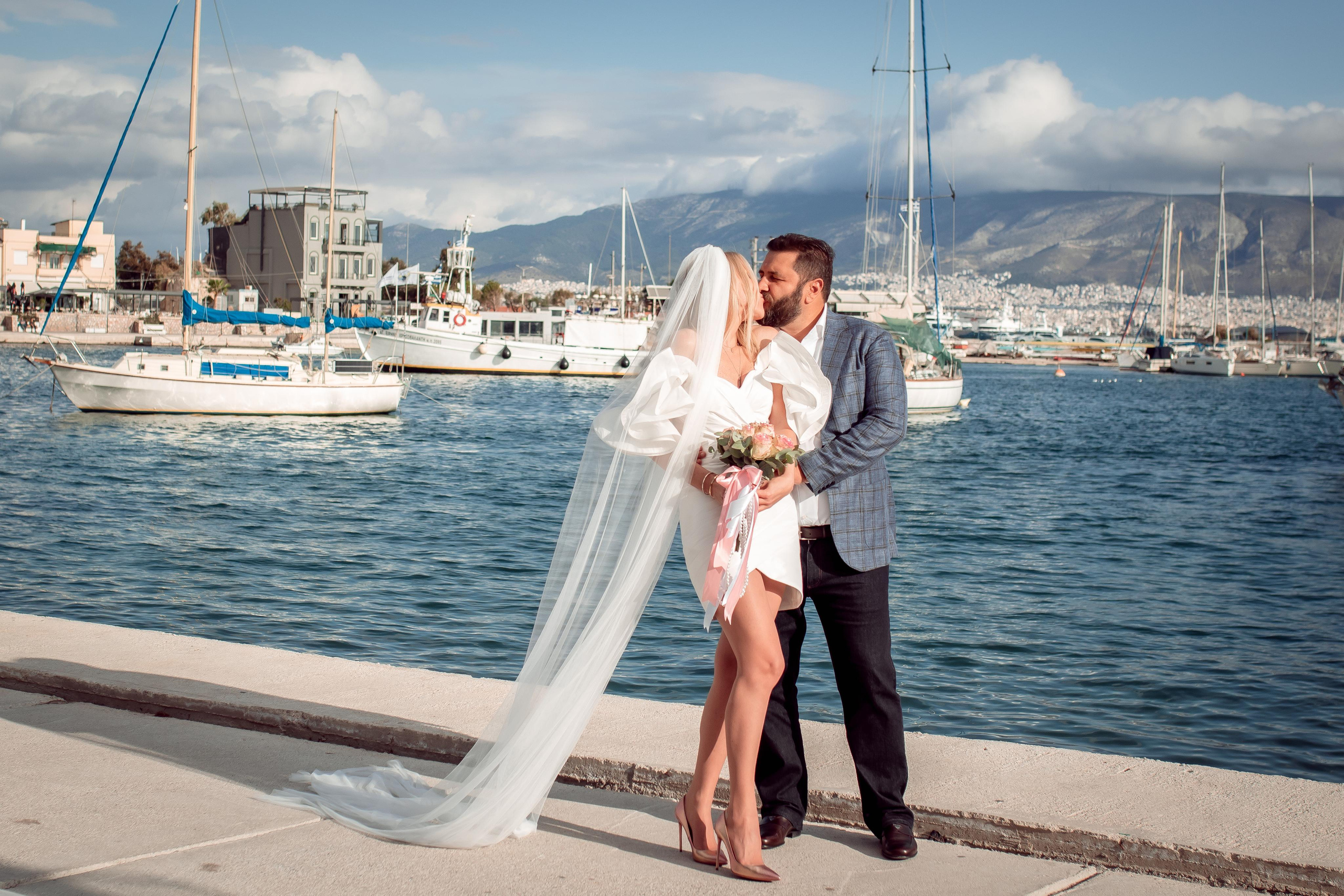 Documentary Wedding Ceremony. Family Photographer in Greece