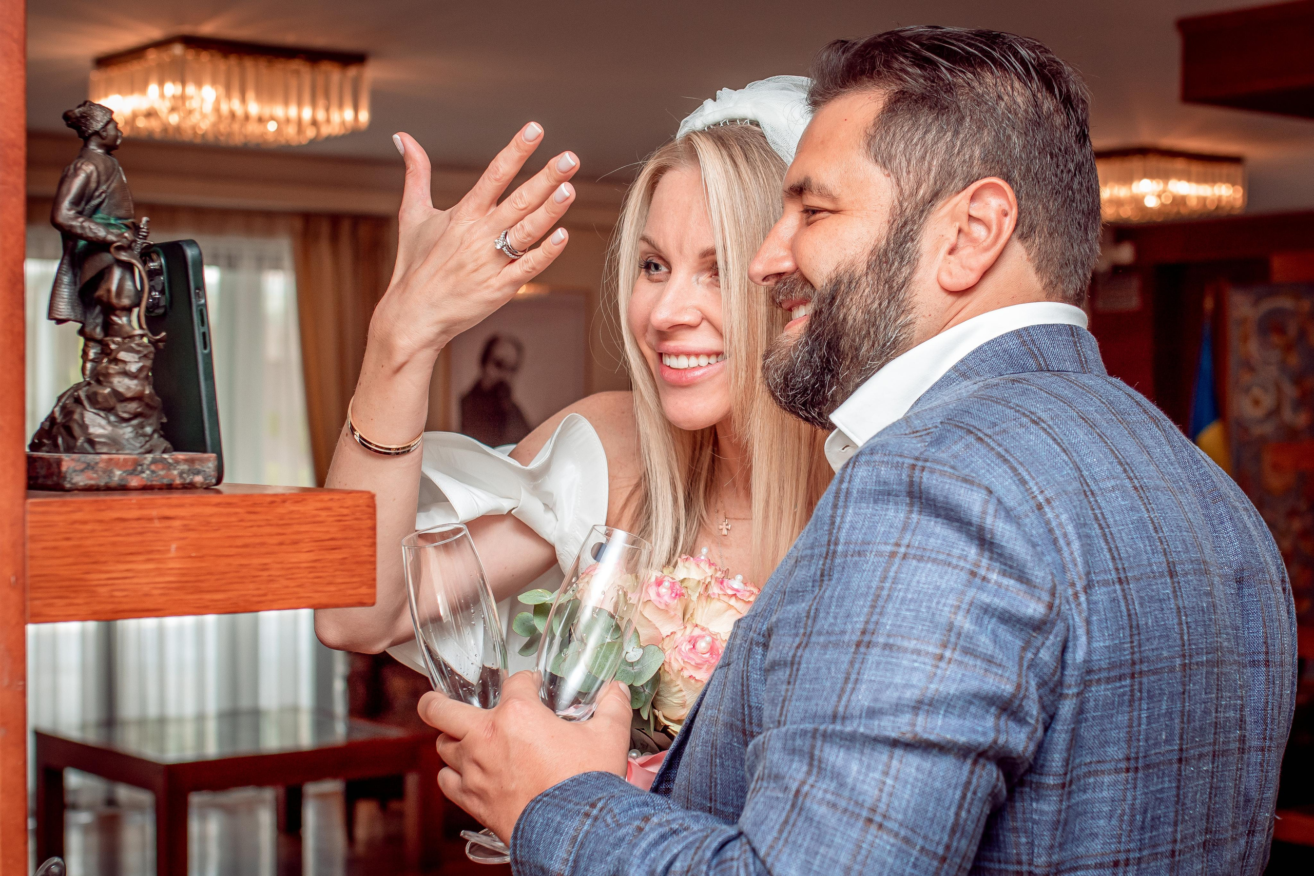 Documentary Wedding Ceremony. Family Photographer in Greece