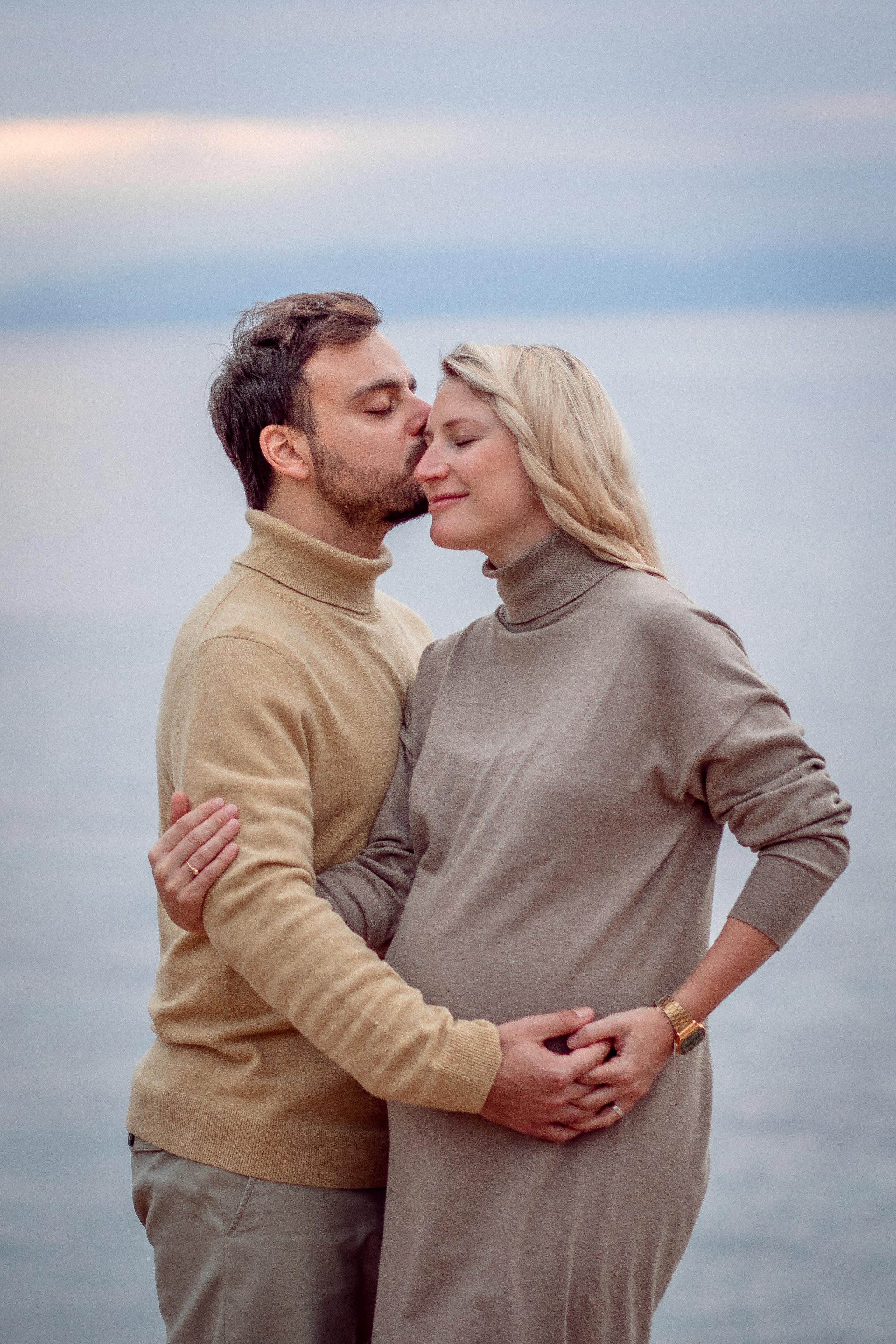 Anna’s Maternity Session. Family Photographer in Greece