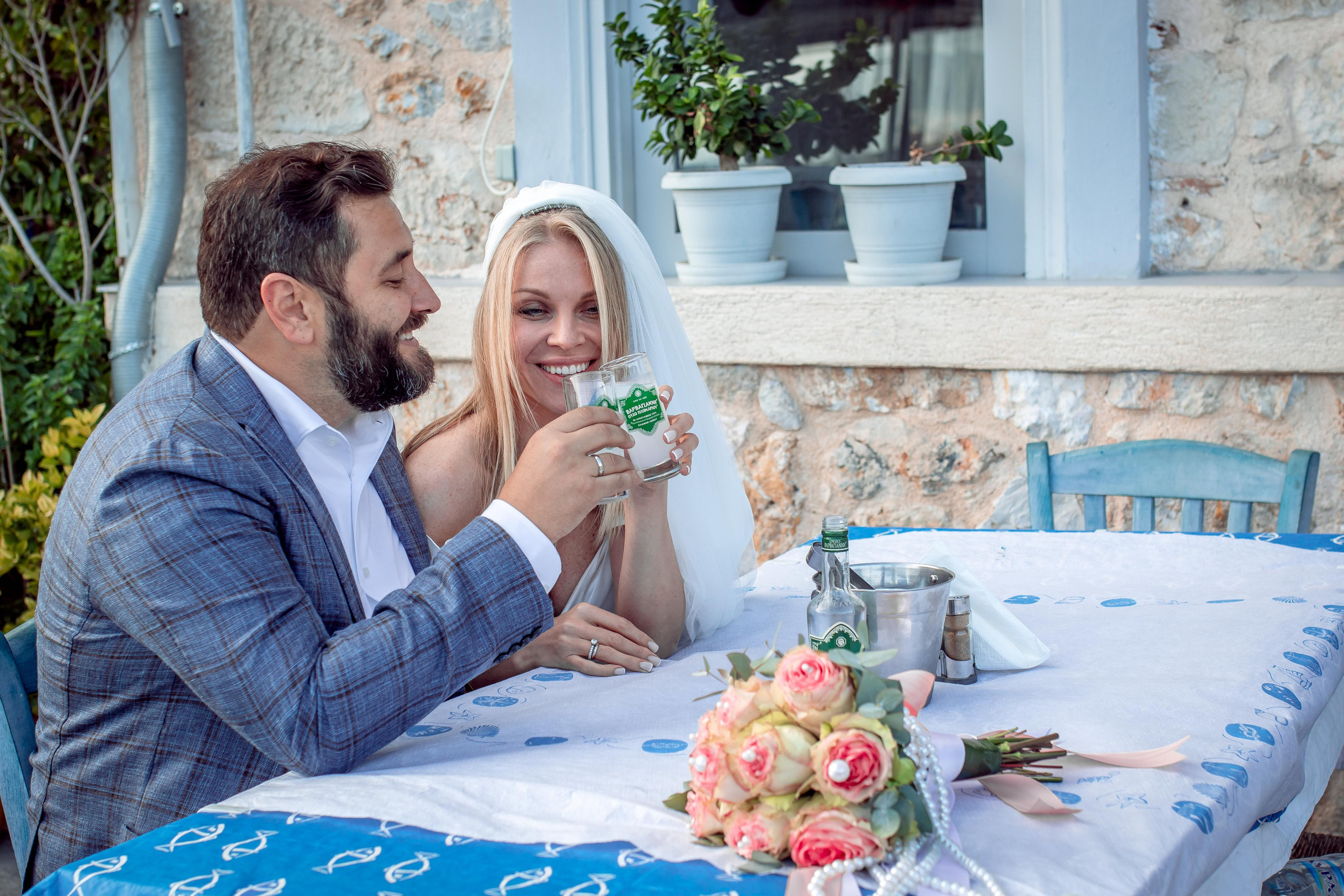 Documentary Wedding Ceremony. Family Photographer in Greece