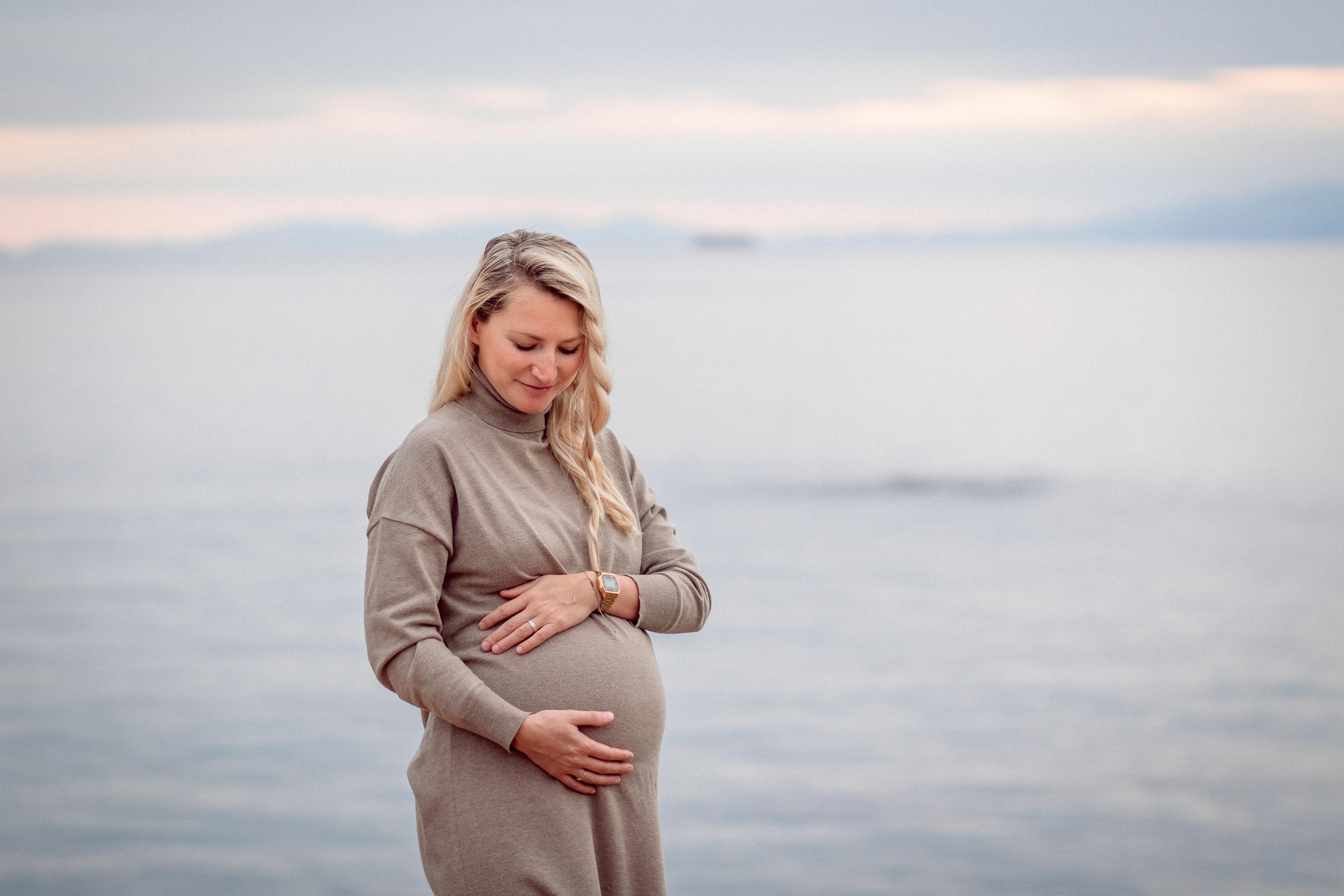 Anna’s Maternity Session. Family Photographer in Greece