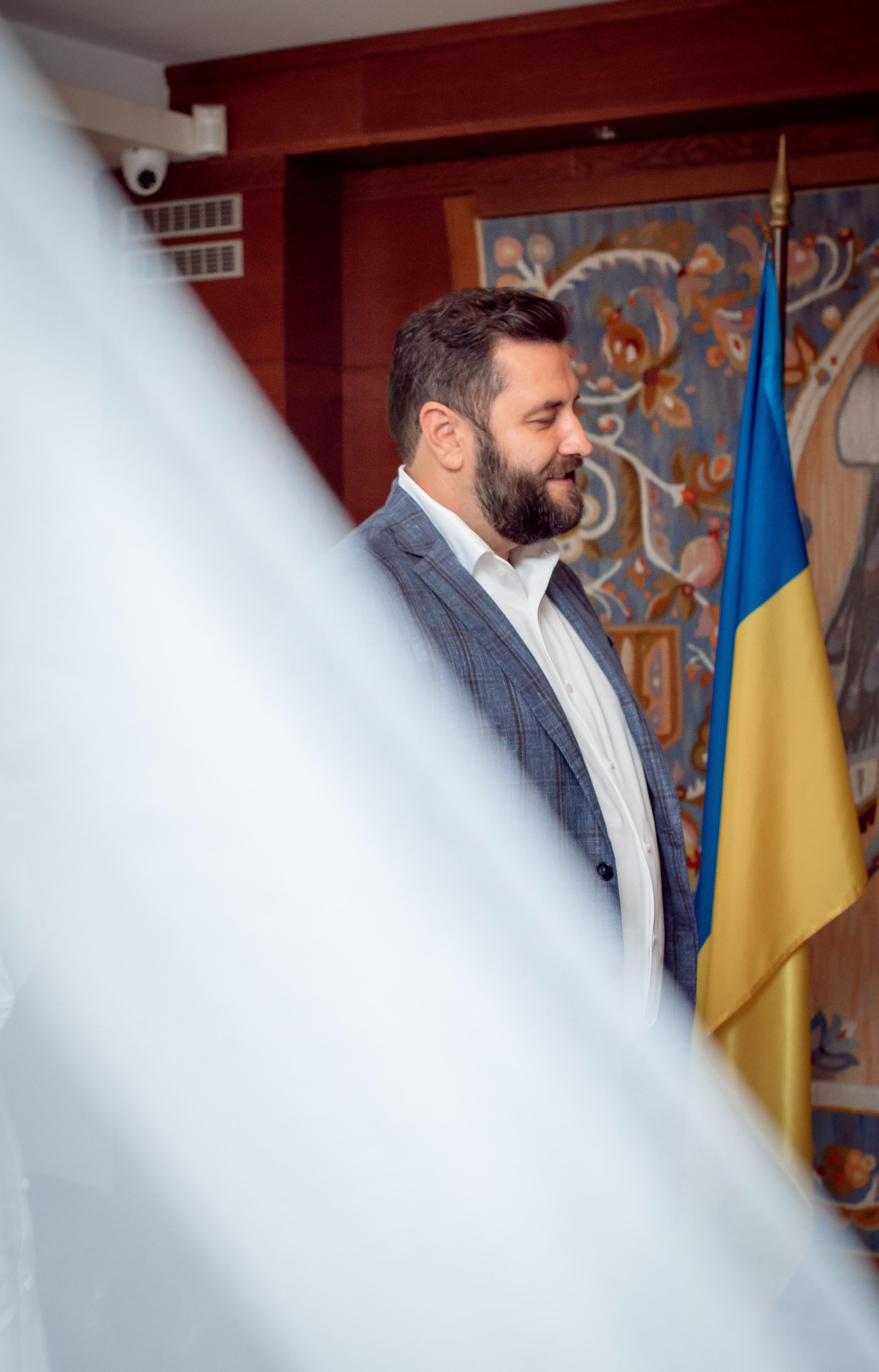 Documentary Wedding Ceremony. Family Photographer in Greece