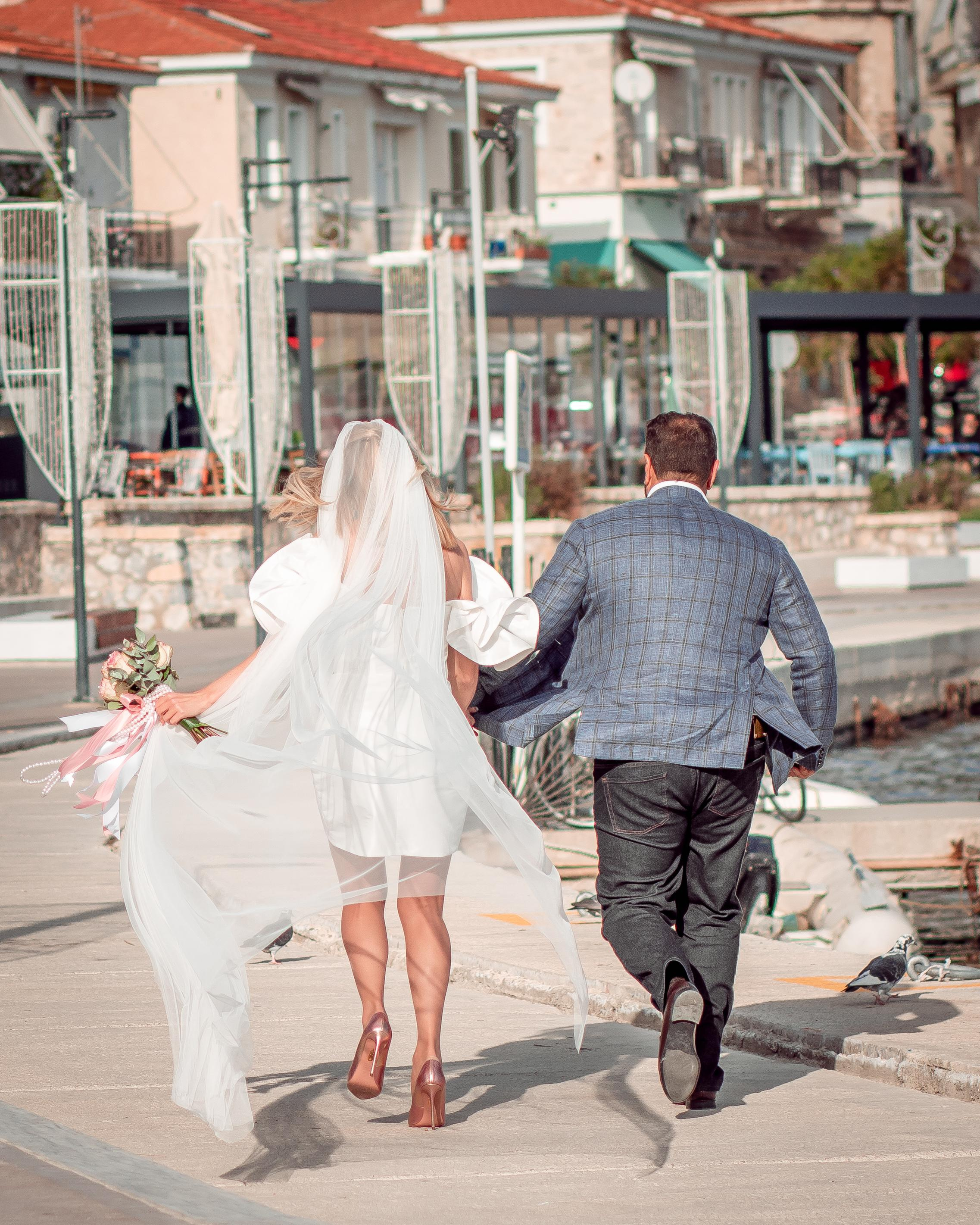 Documentary Wedding Ceremony. Family Photographer in Greece
