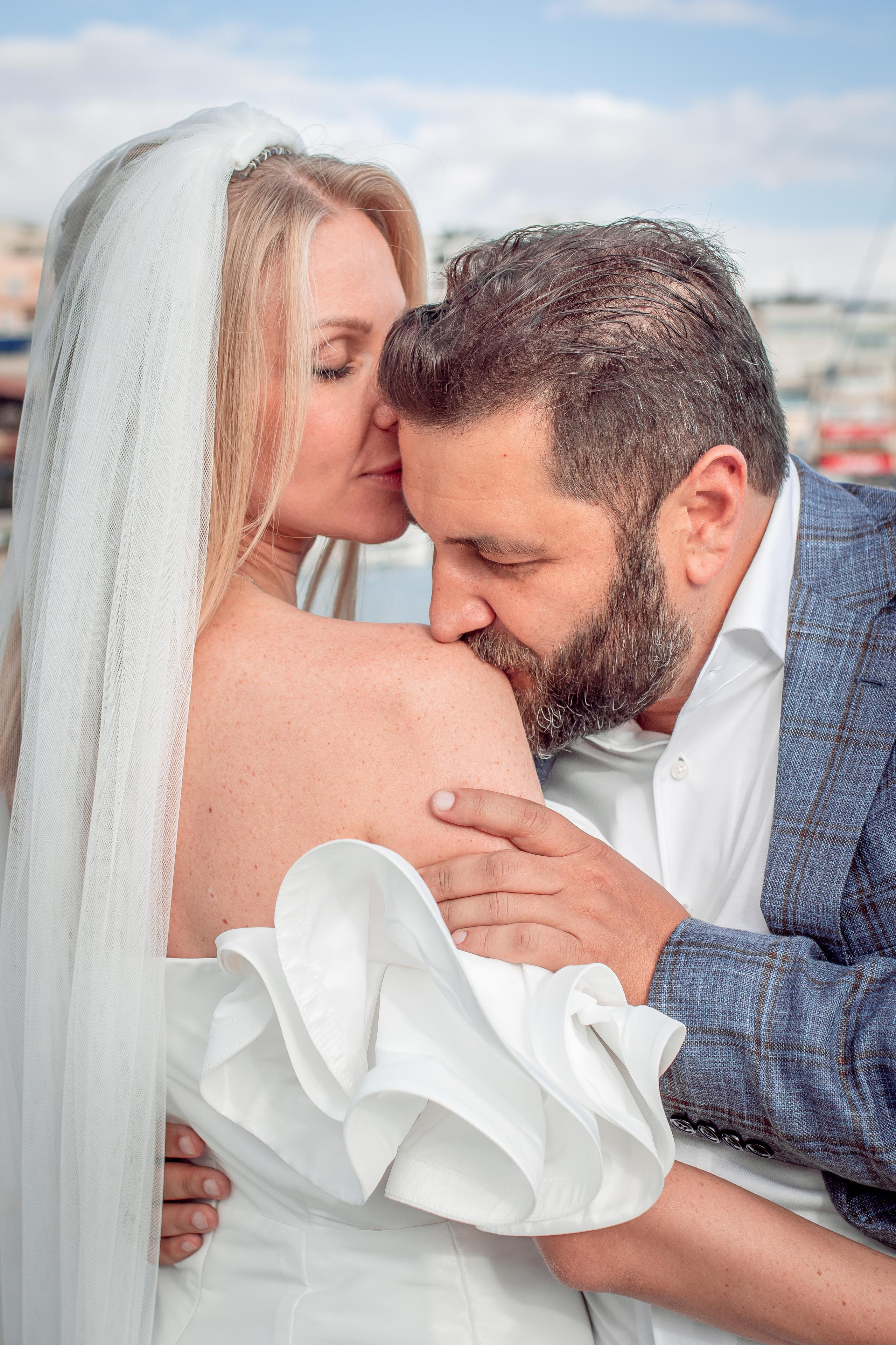 Documentary Wedding Ceremony. Family Photographer in Greece