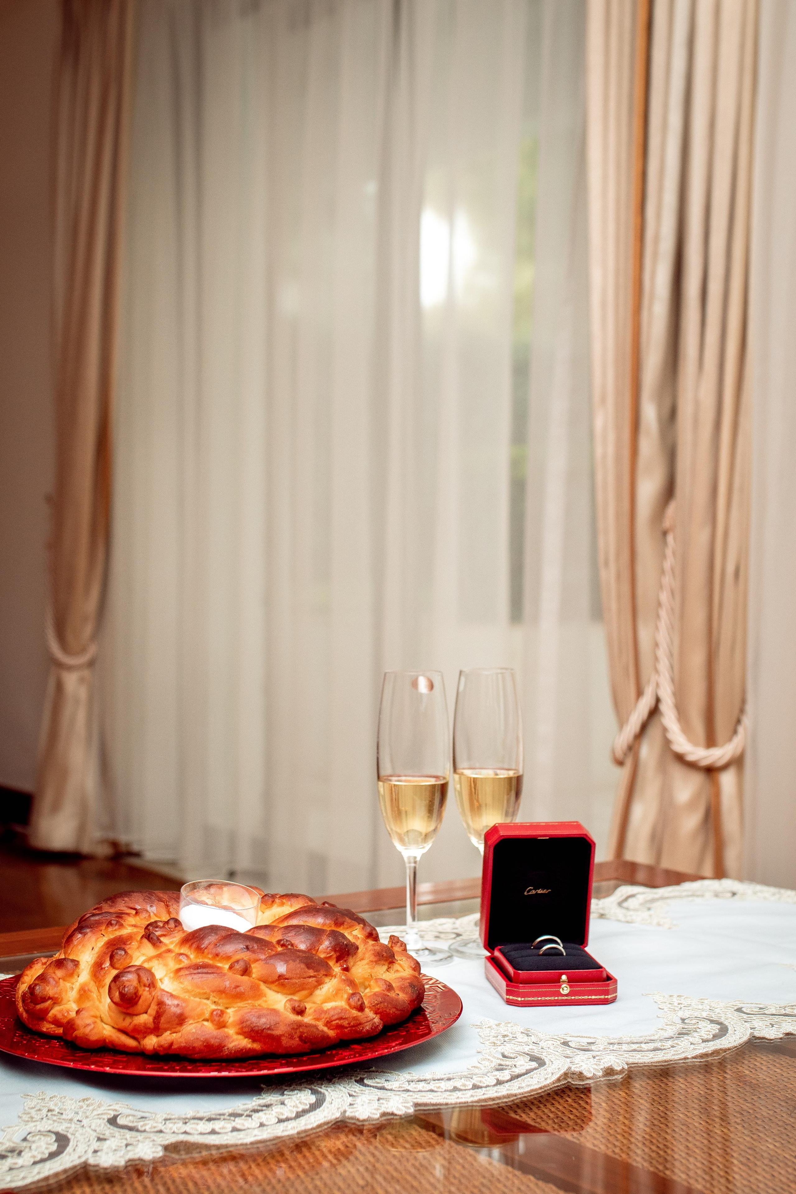 Documentary Wedding Ceremony. Family Photographer in Greece