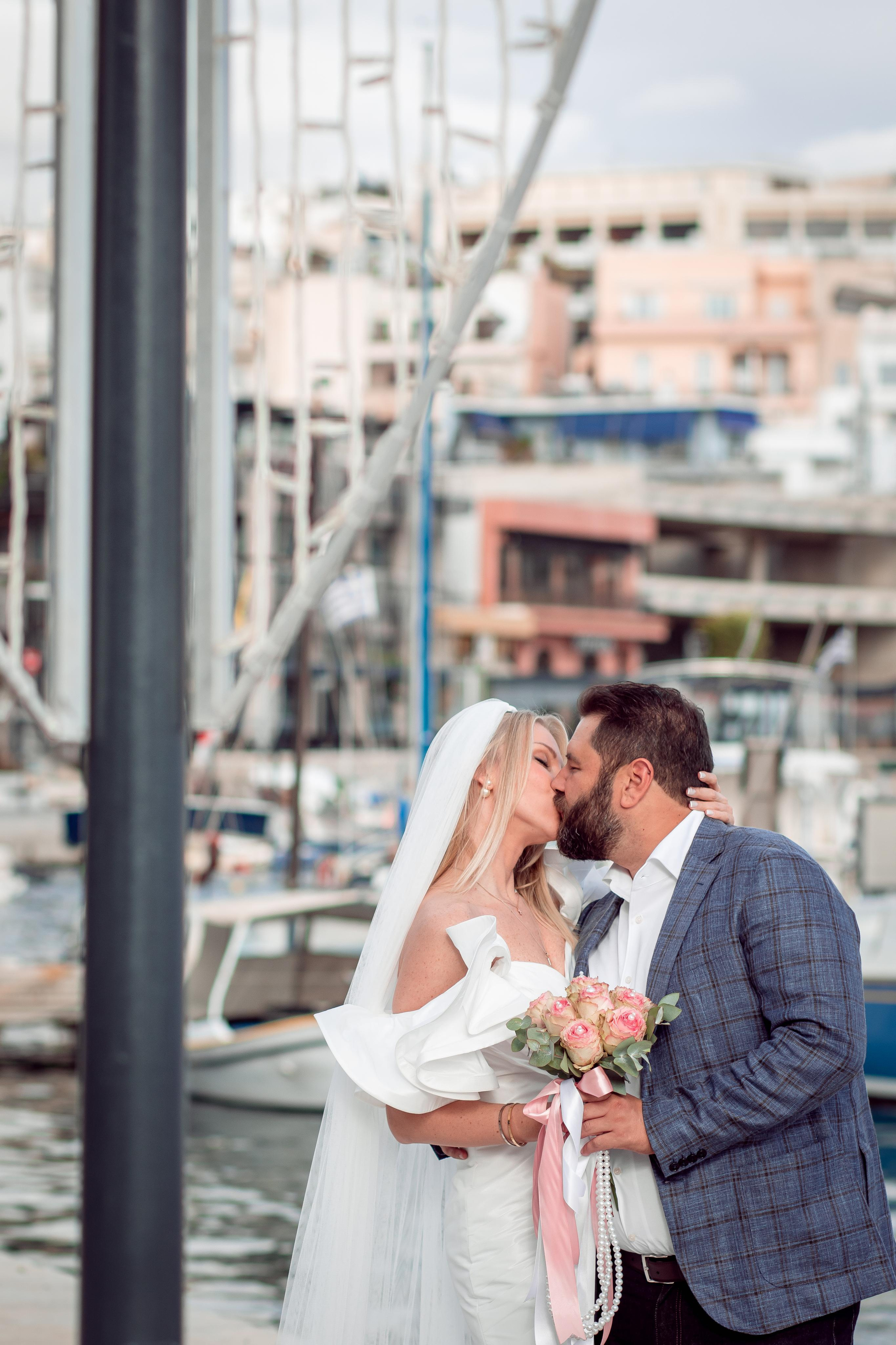 Documentary Wedding Ceremony. Family Photographer in Greece