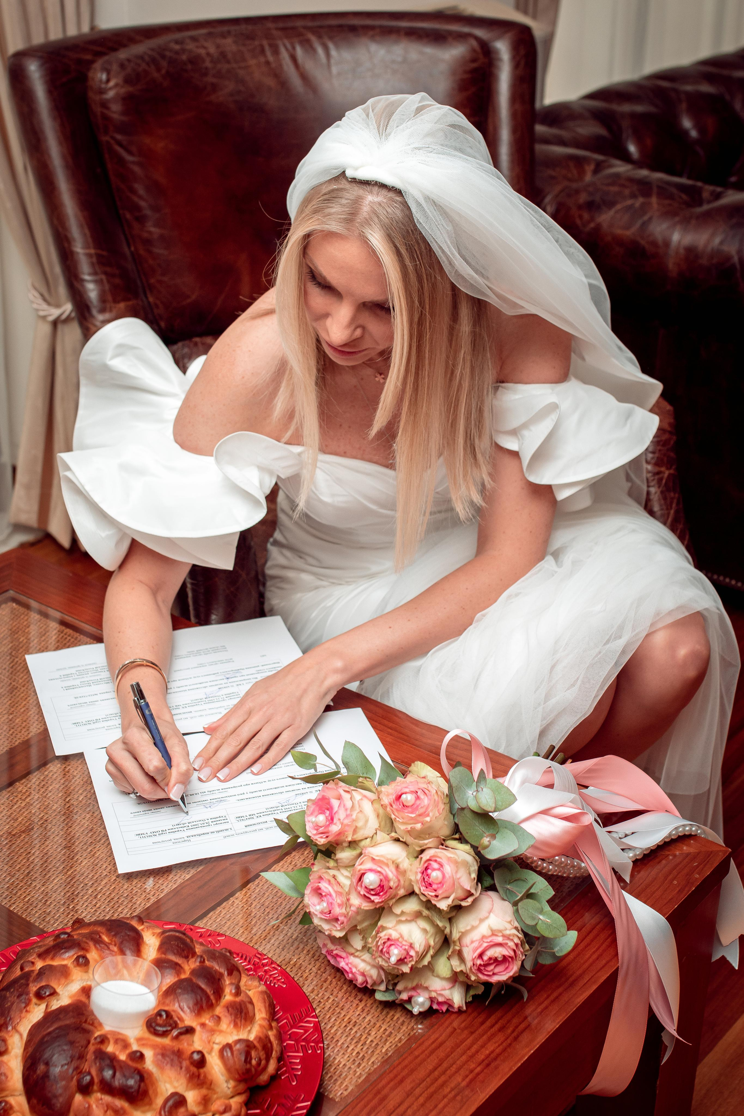 Documentary Wedding Ceremony. Family Photographer in Greece