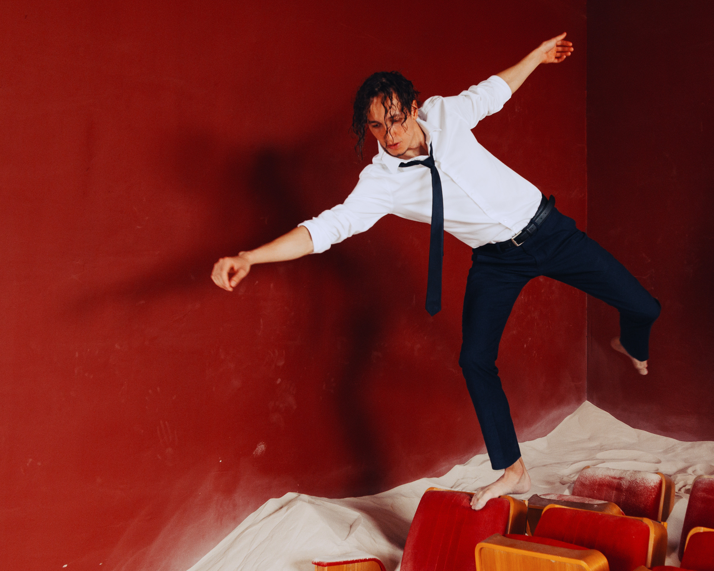 Nik. Vladimir Ustinov