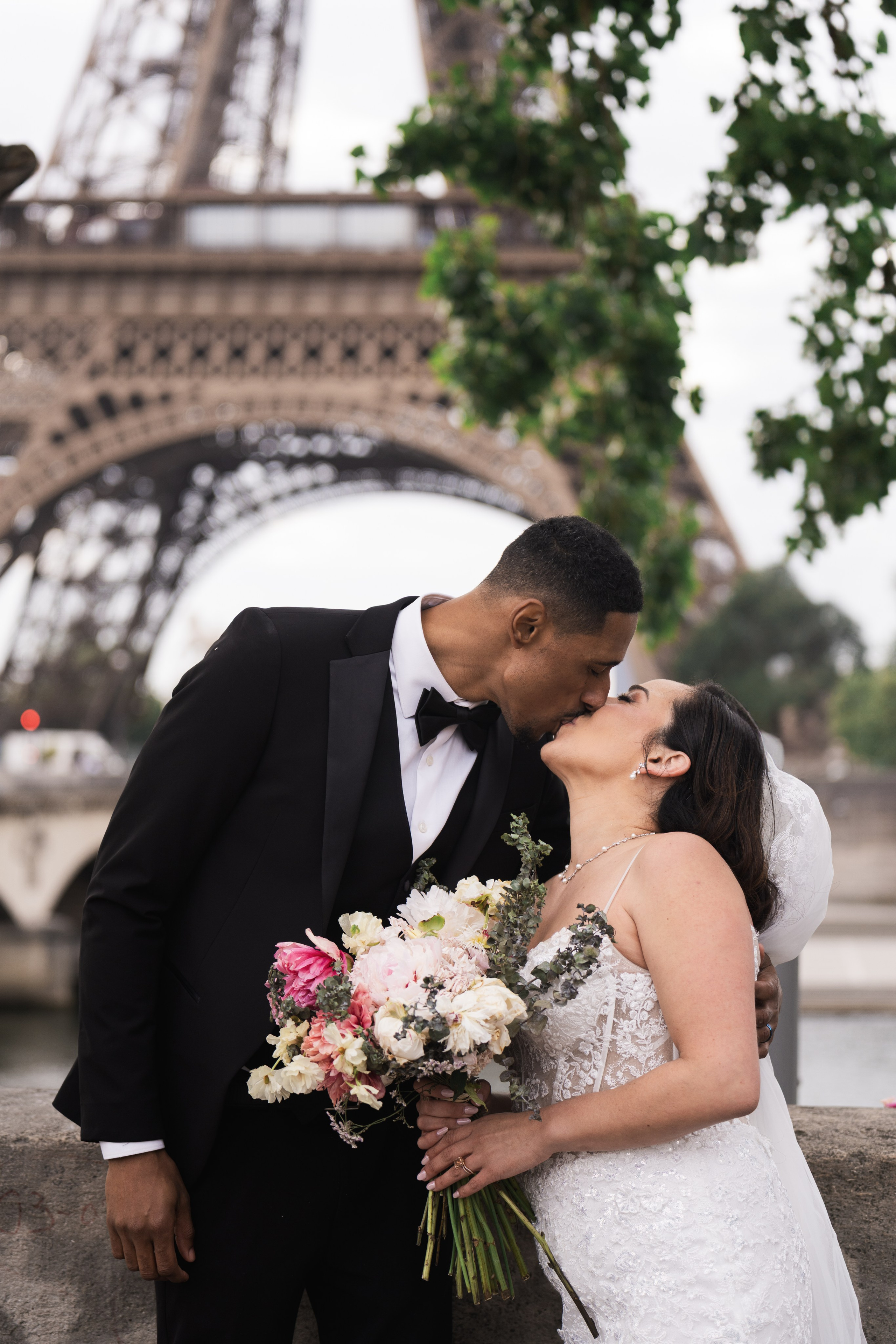 Séance Photo de Mariage à Paris - Photographie de Mariage | Eugenia Andres. Photographe à Genève - Eugenia Andres