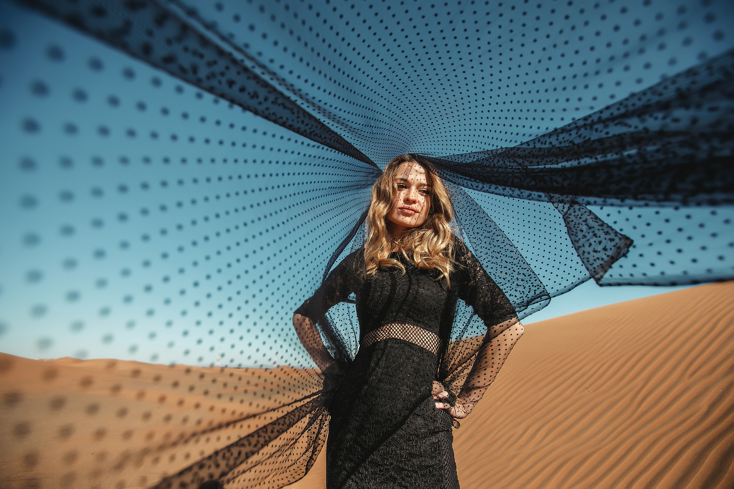 Irina. Fashion in desert. Портретний та весільний фотограф Надія Онода