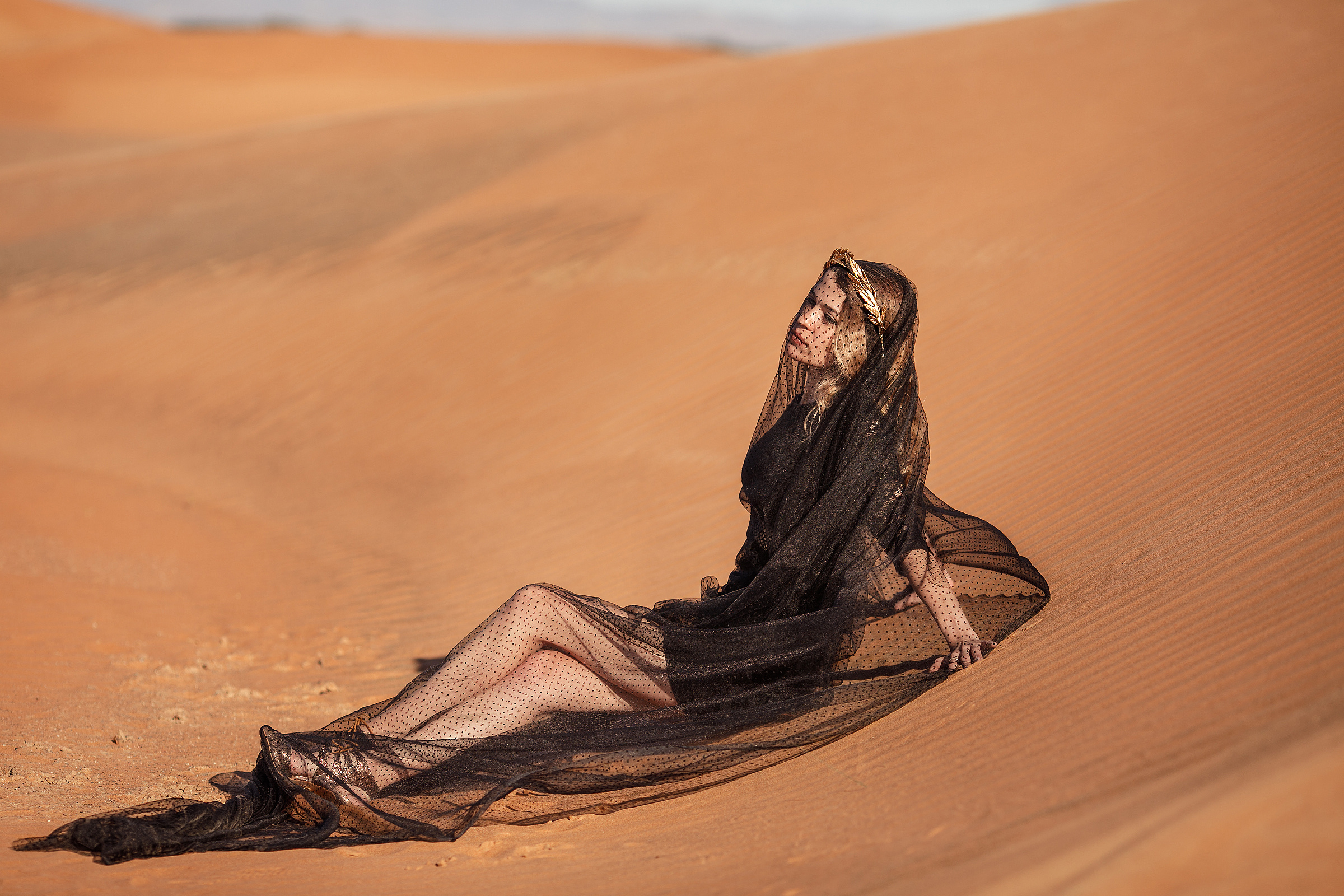 Irina. Fashion in desert. Портретний та весільний фотограф Надія Онода